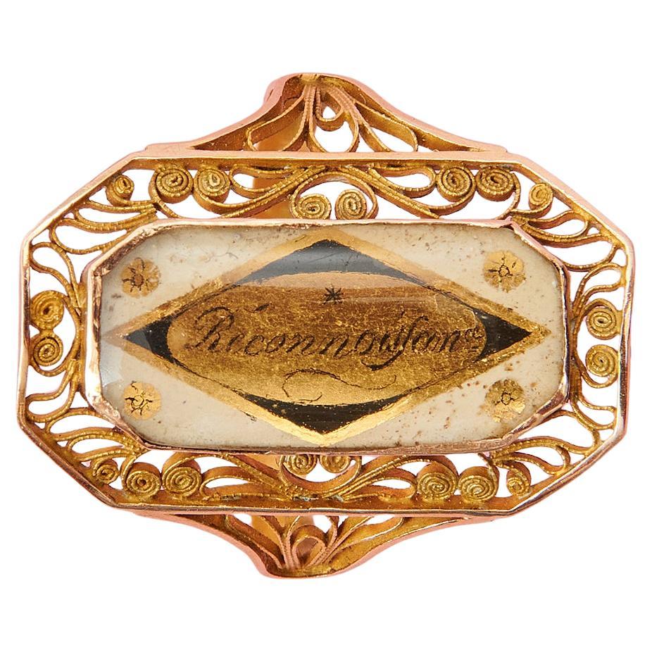 An 18k Gold Sentimental Ring with the word Reconnaissance (Appreciation) For Sale