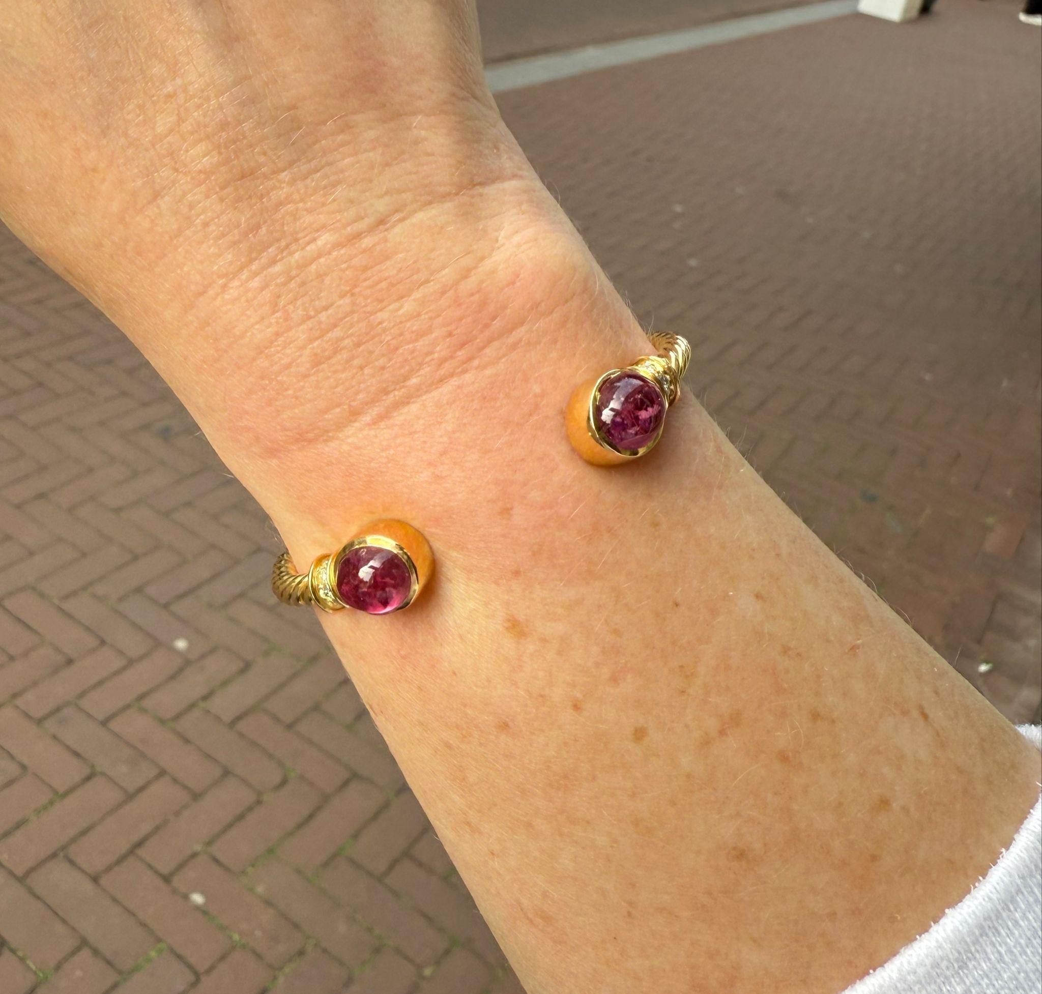 An 18k Gold Tourmaline and Diamond Bulgari bracelet For Sale 1