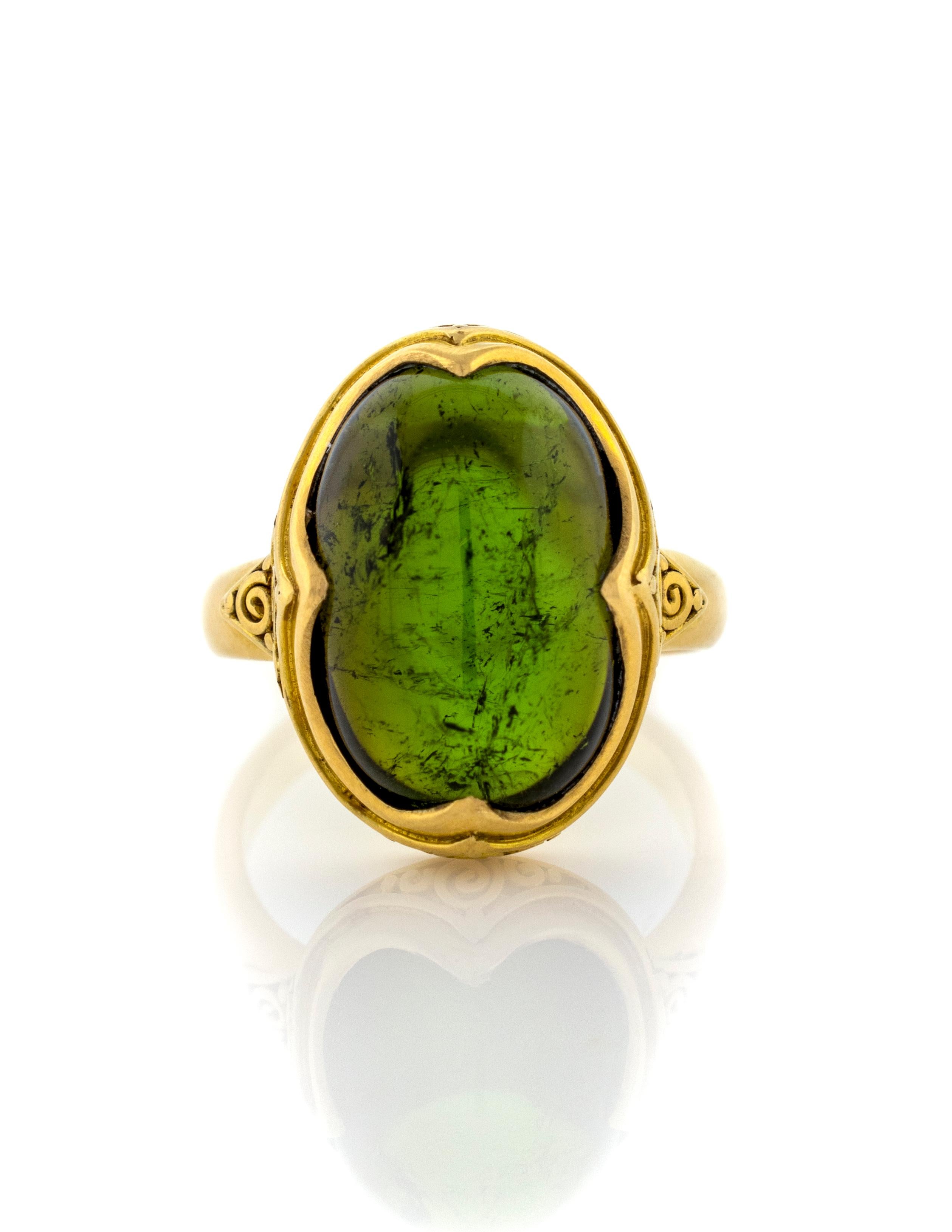 Women's An 18k Handmade Yellow Gold Art Nouveau Style with Cabochon Green Tourmaline For Sale