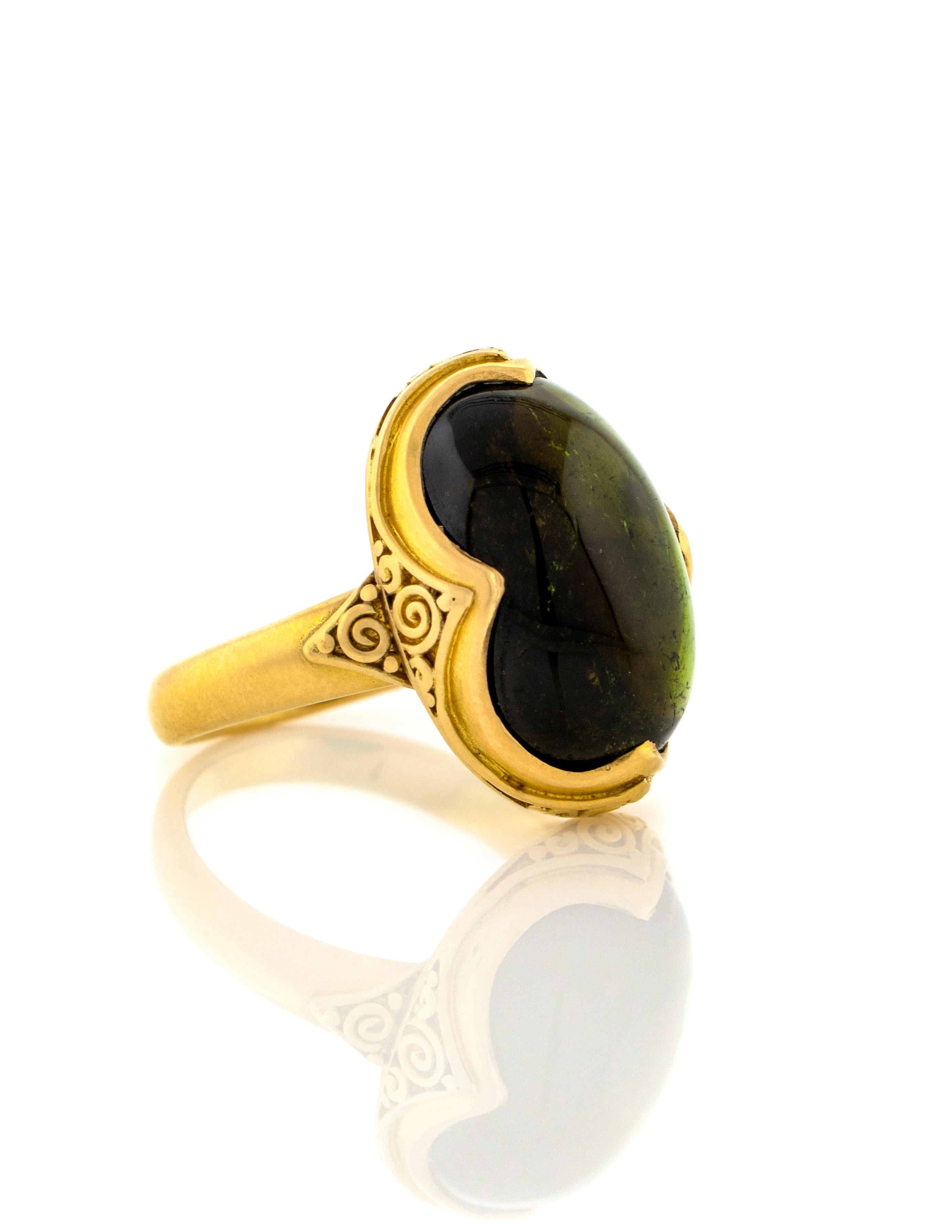 An 18k Handmade Yellow Gold Art Nouveau Style with Cabochon Green Tourmaline For Sale 1