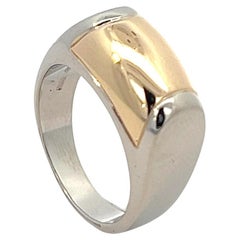 Ein Ring aus 18 Karat Gelb- und Weißgold von Bulgari