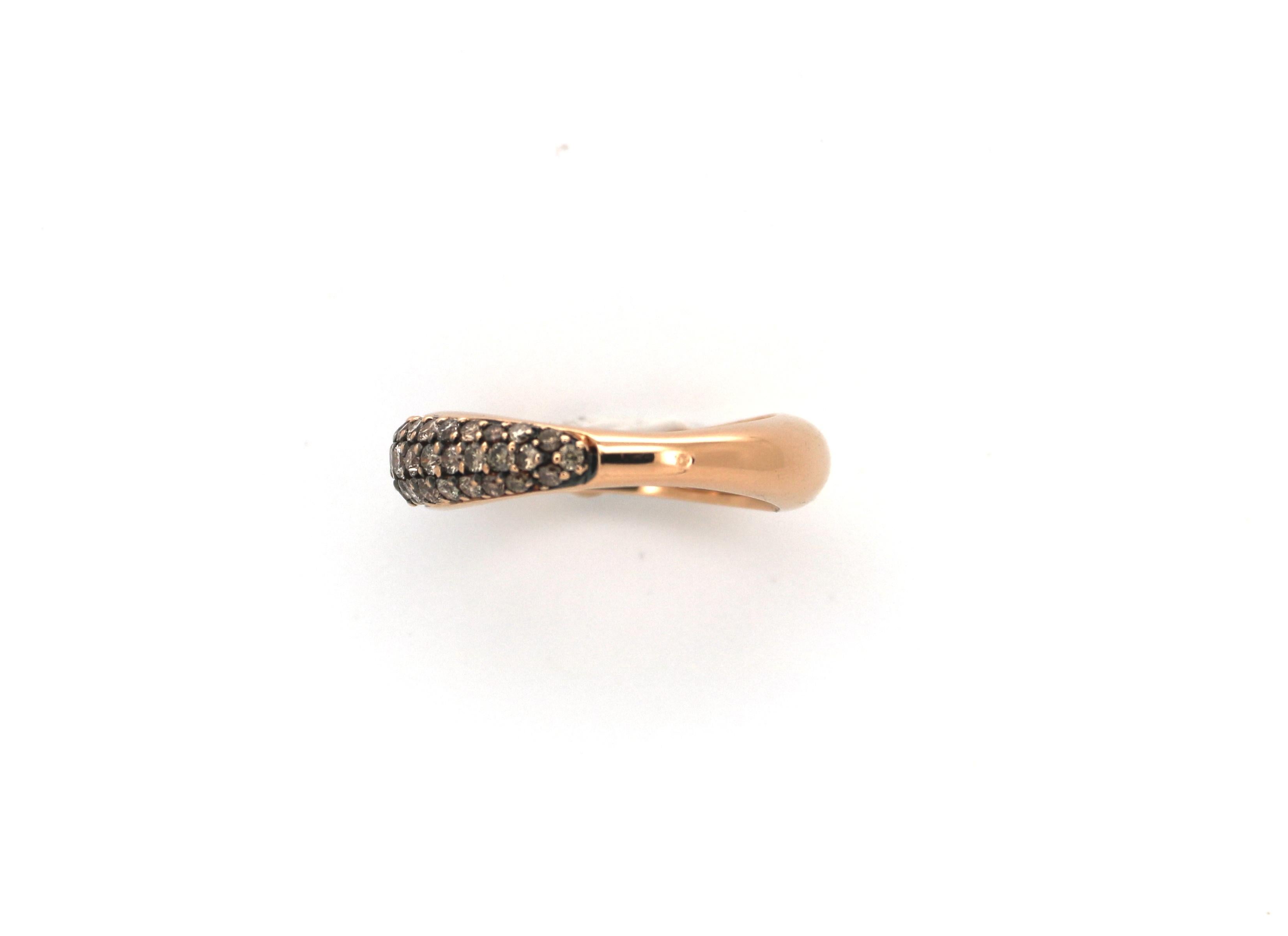 Ein Ring aus 18 Karat Rotgold und Diamanten von Bigli (Moderne) im Angebot