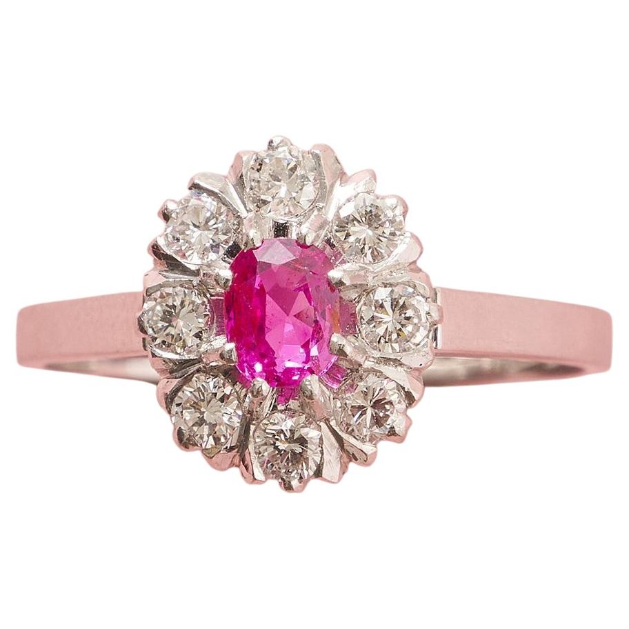 An 18k White gold Cluster Ring with Pink Sapphire and Diamond