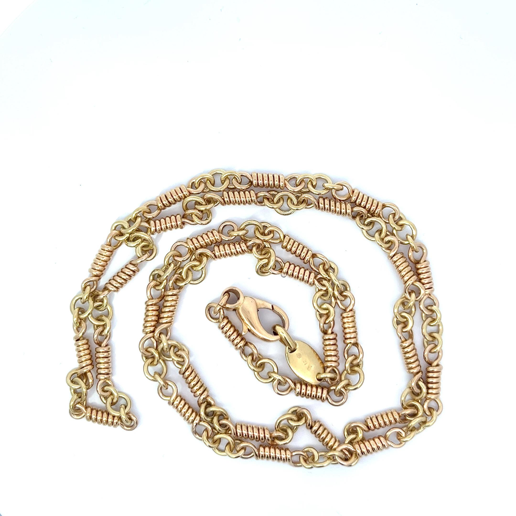 An 18k yellow and red gold long chain by Bulgari. For Sale at 1stDibs