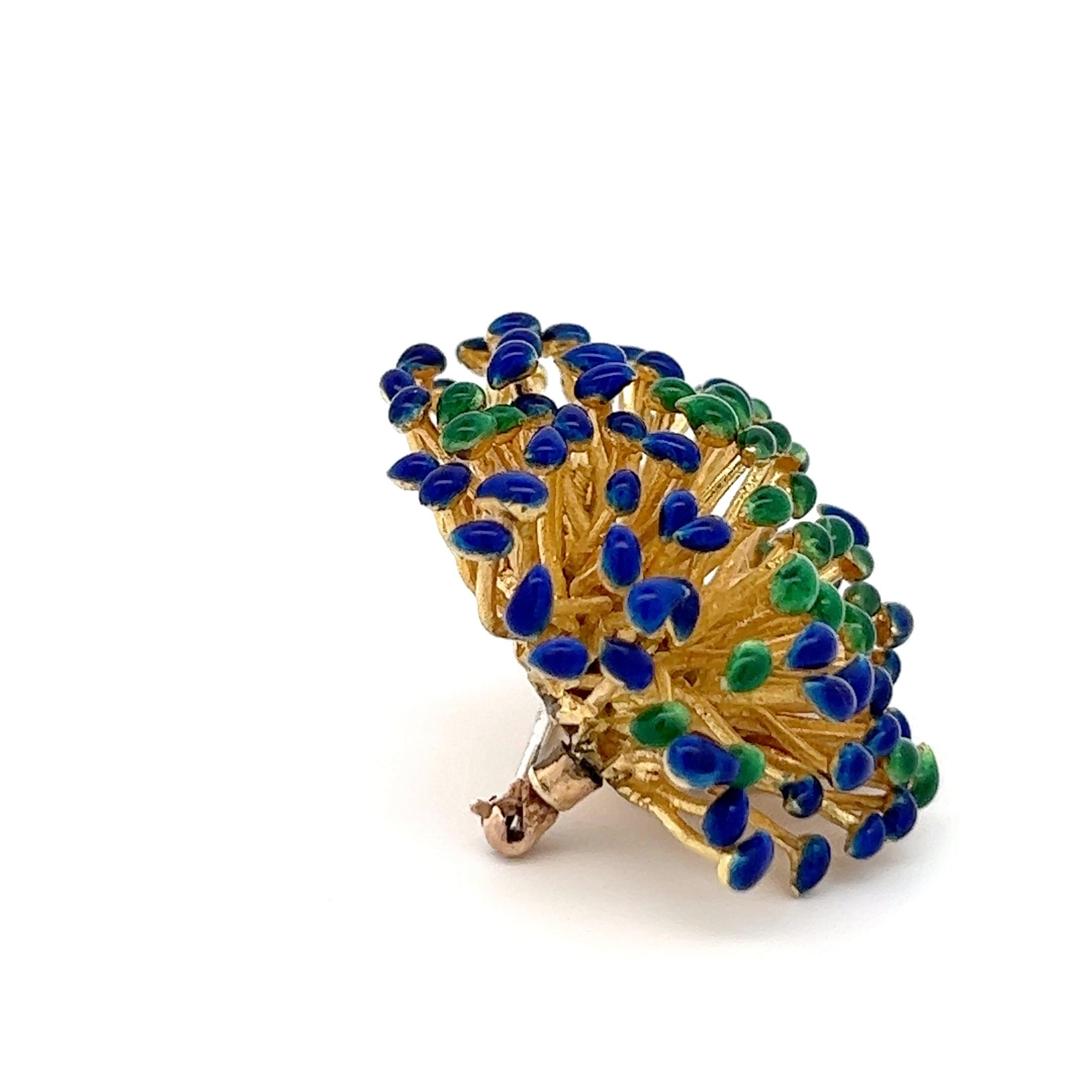 An 18k yellow gold and enamel brooch by W. Teller. In Good Condition For Sale In KERKRADE, NL