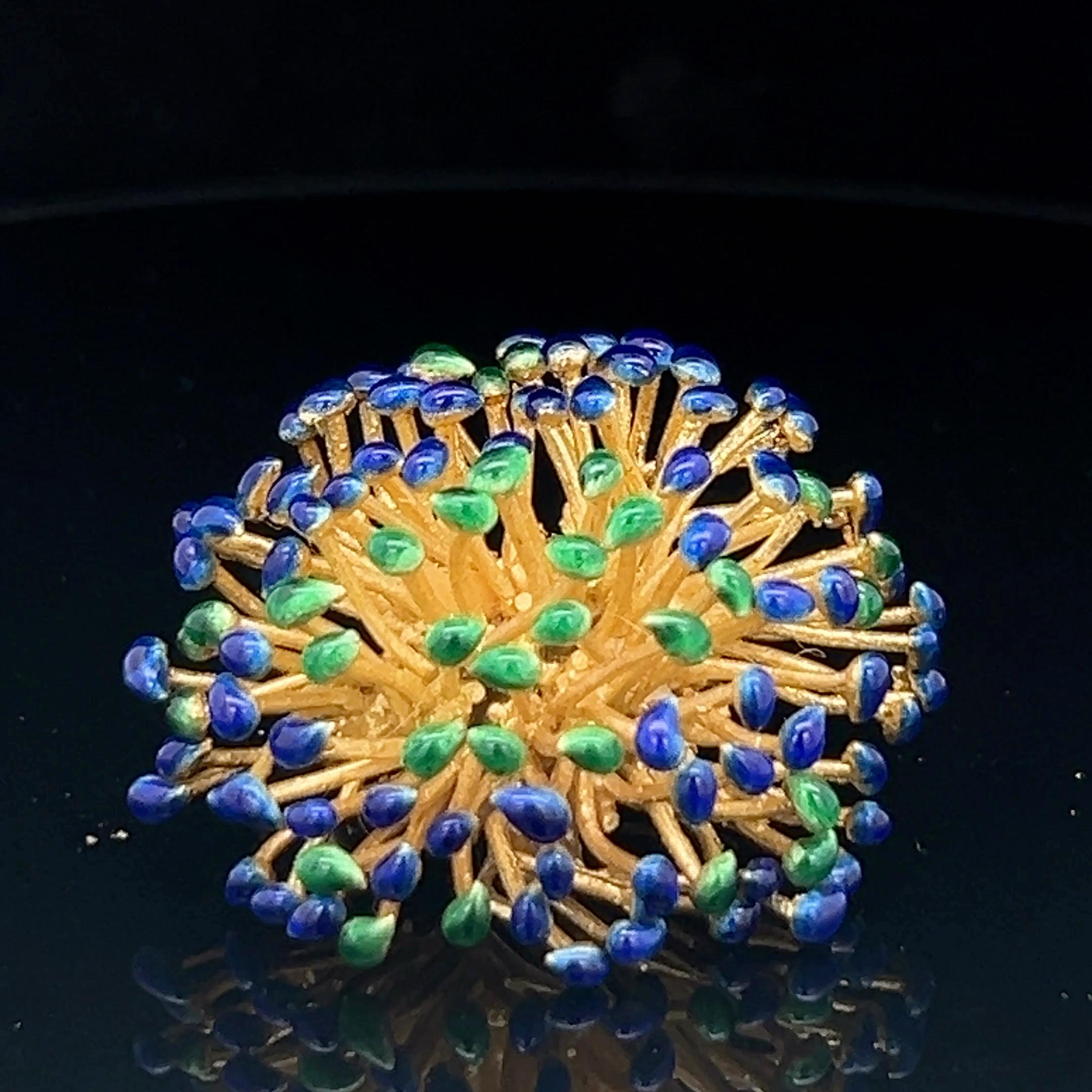 An 18k yellow gold and enamel brooch by W. Teller. For Sale 2