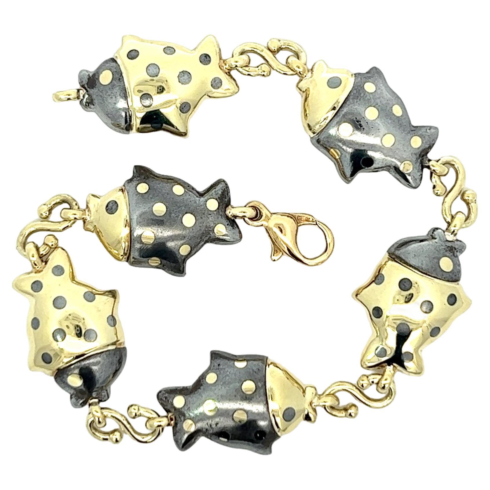 Un bracelet en or jaune 18k et hématite de Faraone / Tiffany & Co. en vente