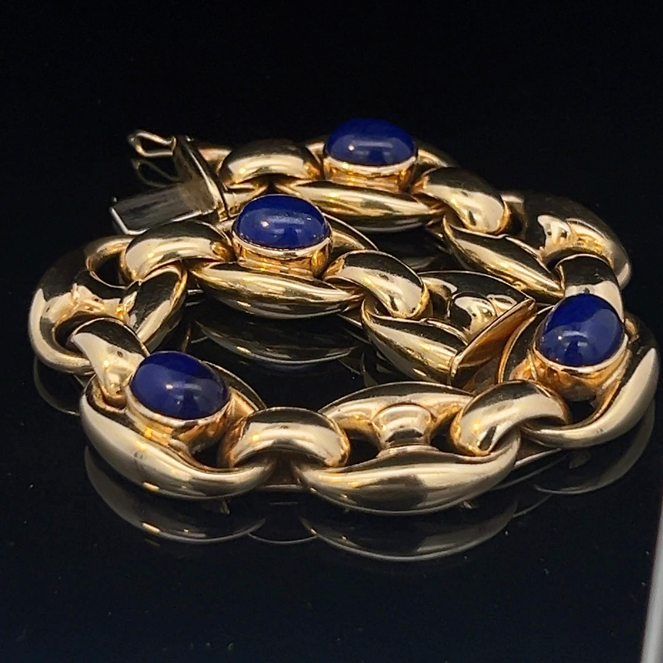 Un bracelet en or jaune 18 carats et lapis-lazuli de M. Rosa pour Fasano. en vente 1