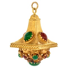 An 18K Yellow Gold Aventurine and Carnelian Etruscan Style Pendant Circa 1950