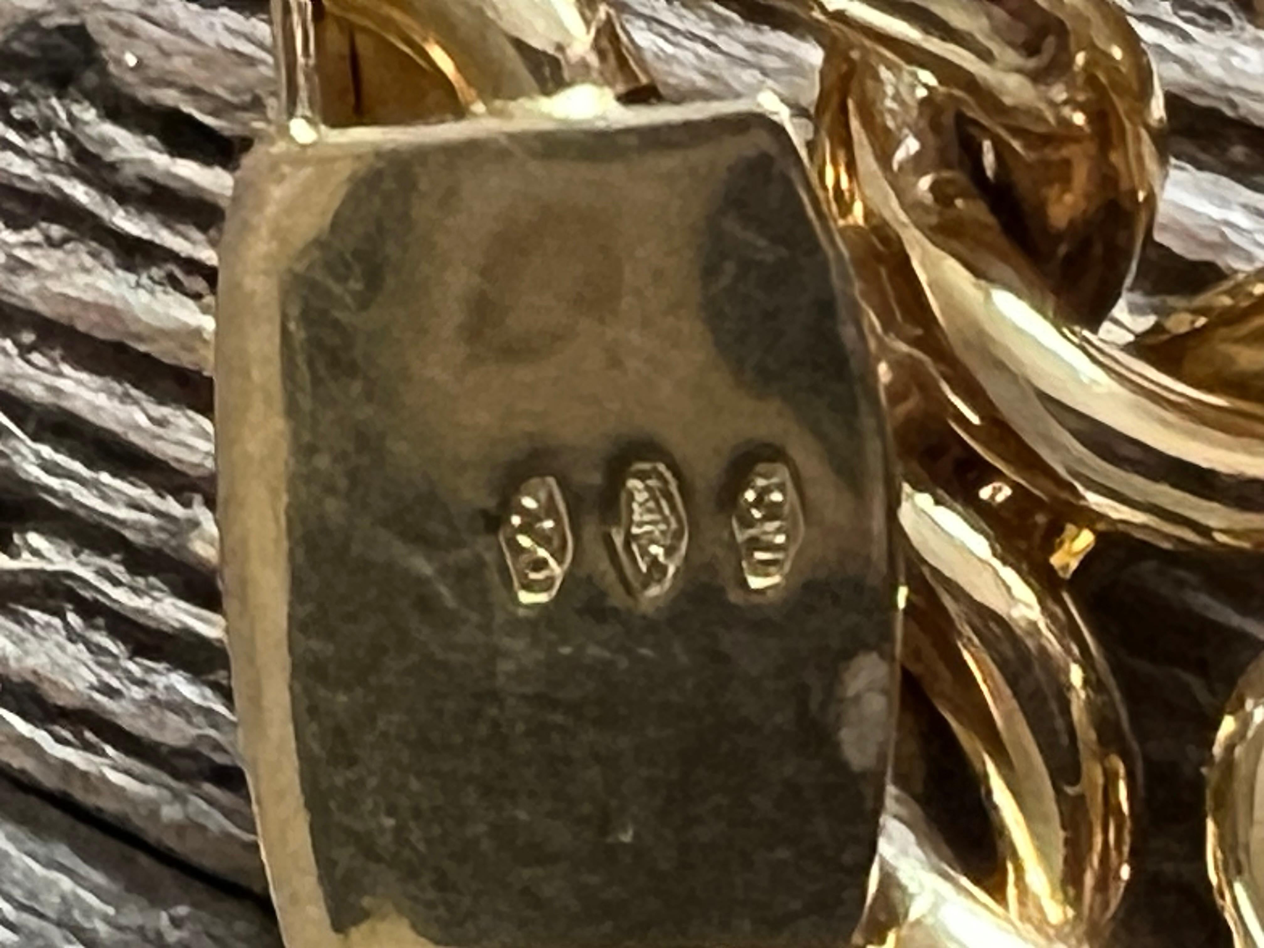 Un bracelet en or jaune 18 carats de Carlo Weingrill en vente 7