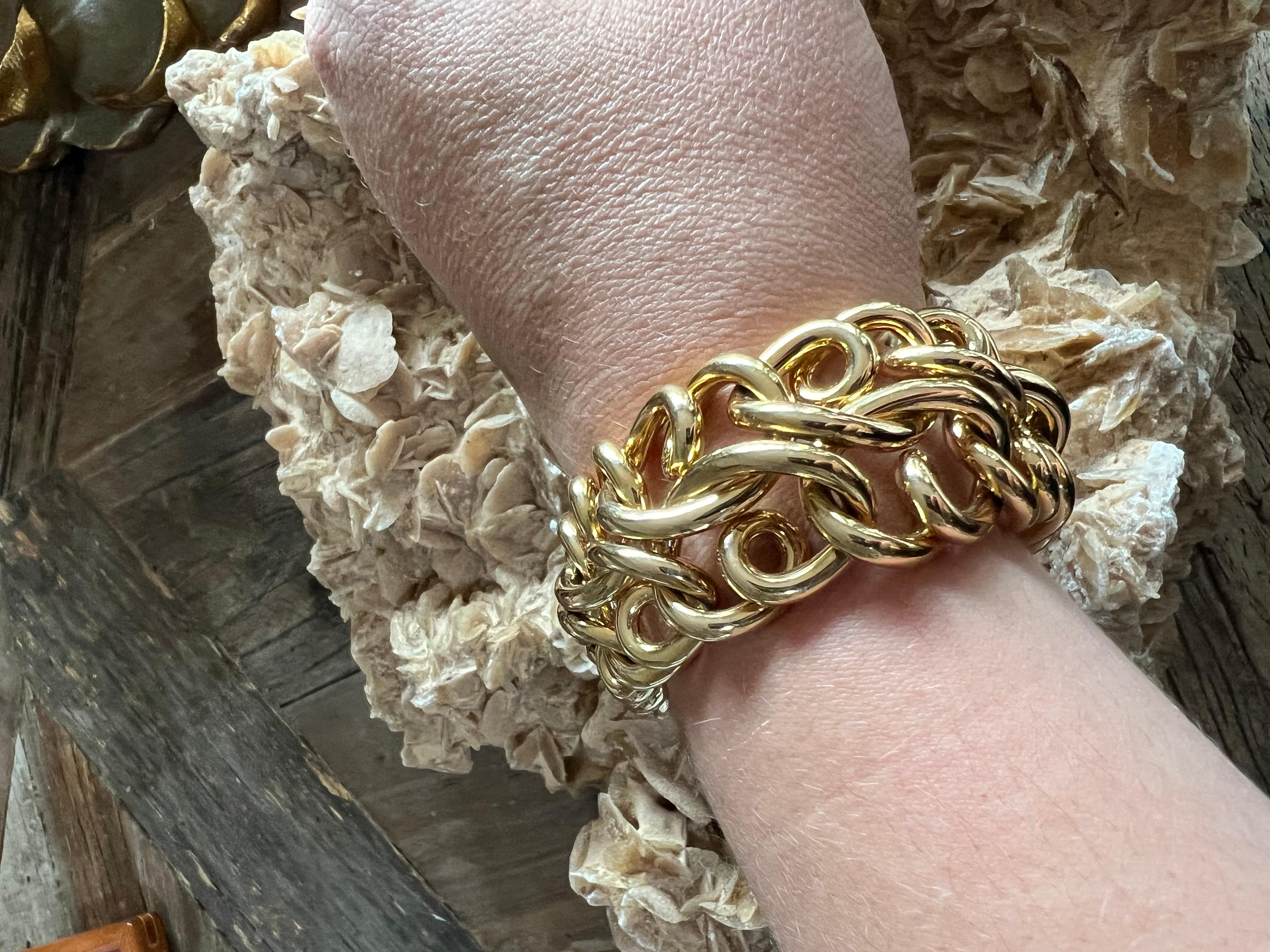 Un bracelet en or jaune 18 carats de Carlo Weingrill en vente 2