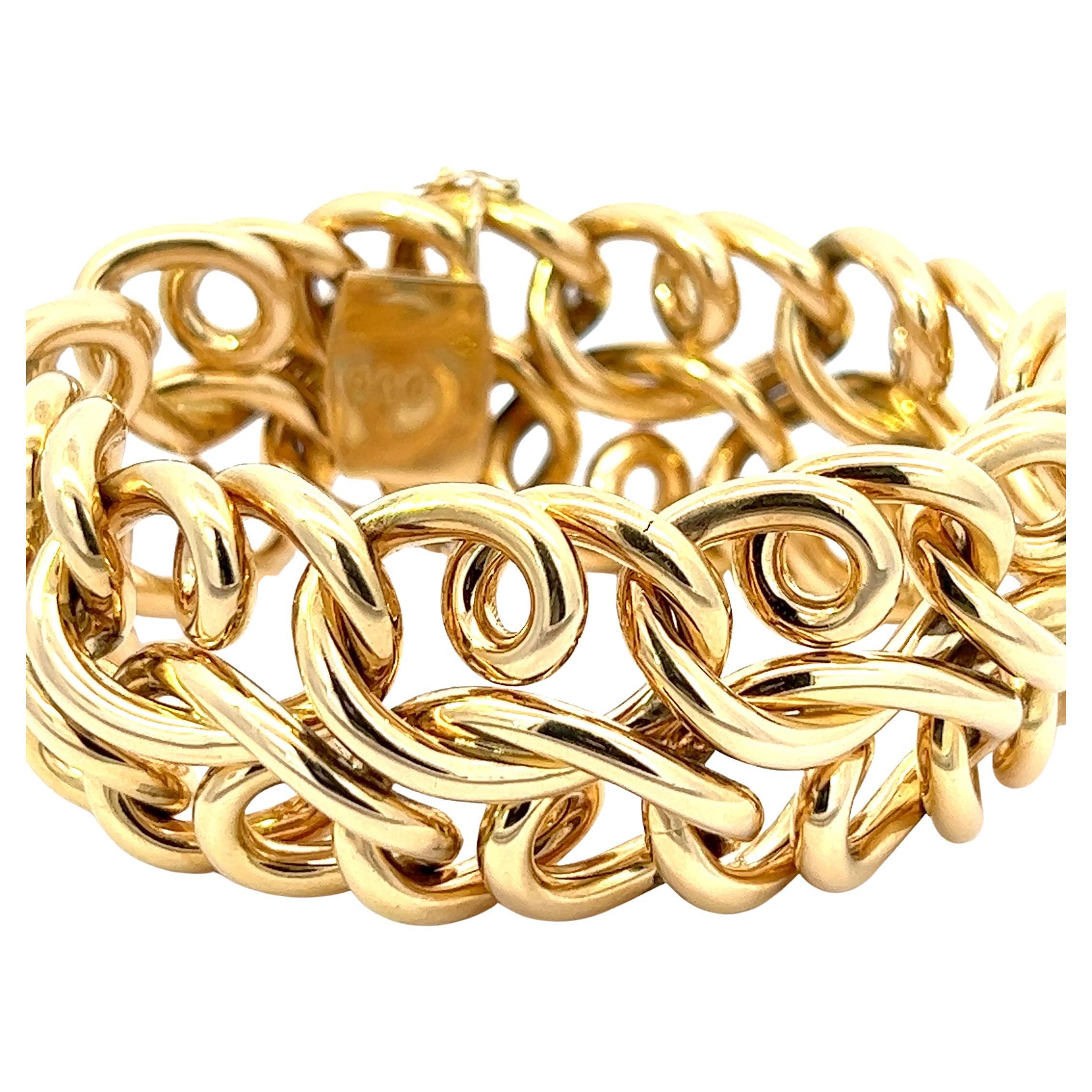An 18k yellow gold bracelet by Carlo Weingrill