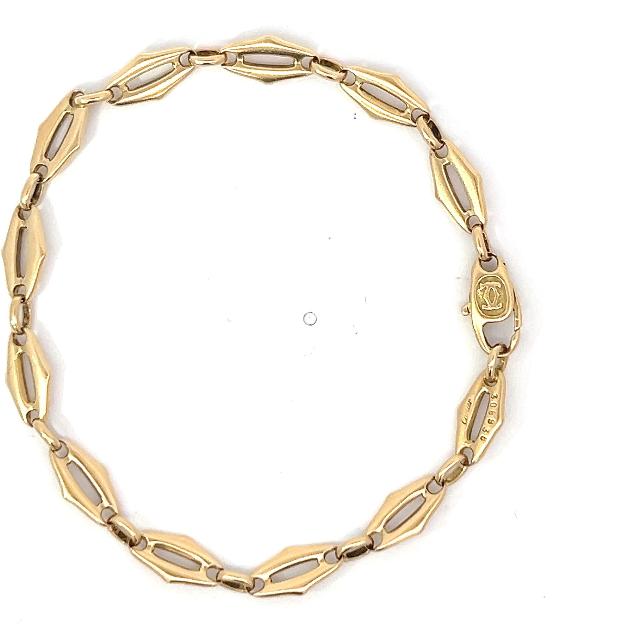 An 18k yellow gold bracelet by Cartier. In Good Condition In KERKRADE, NL