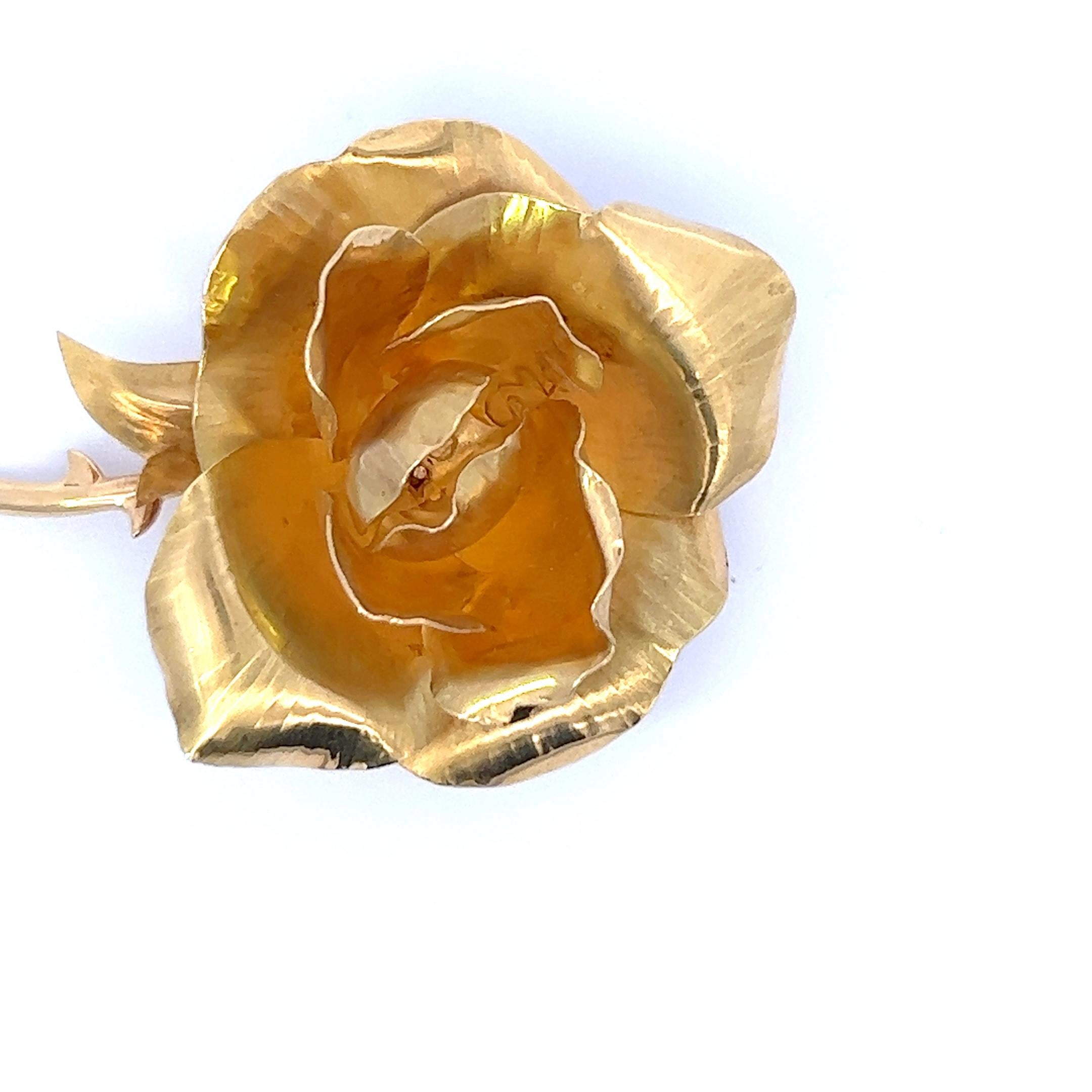 An 18k yellow gold brooch by Hermès, shaped as a 3 dimensional flower.
The brooch measures circa 5.9 by 4.5 cm. 
The brooch is marked with the French hallmark for 18k gold and a French makers mark. 
The brooch is signed Hermès.
The brooch was made