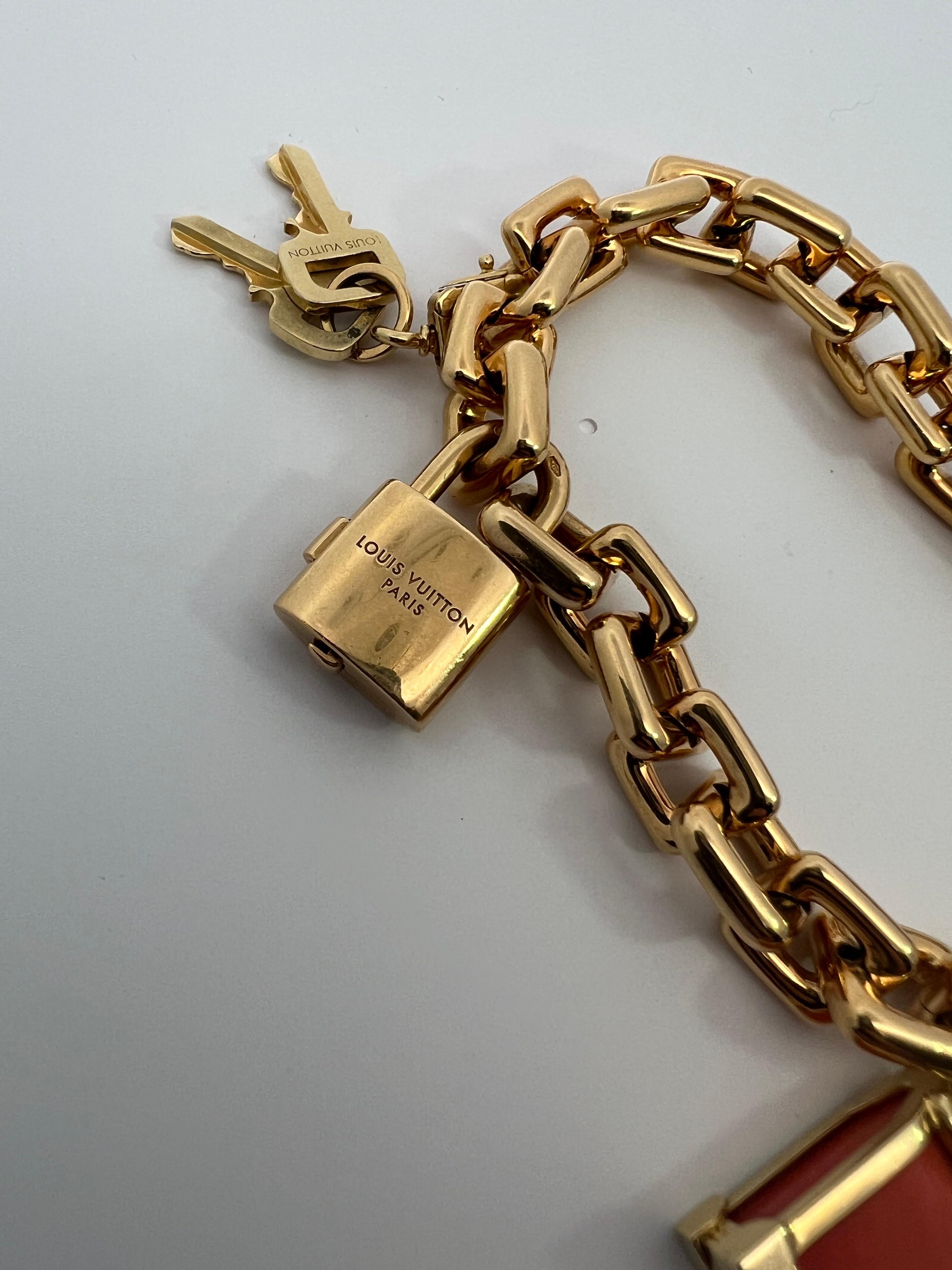 Un bracelet Padlock en or jaune 18 carats avec boîte d'origine de Louis Vuitton. Bon état - En vente à KERKRADE, NL