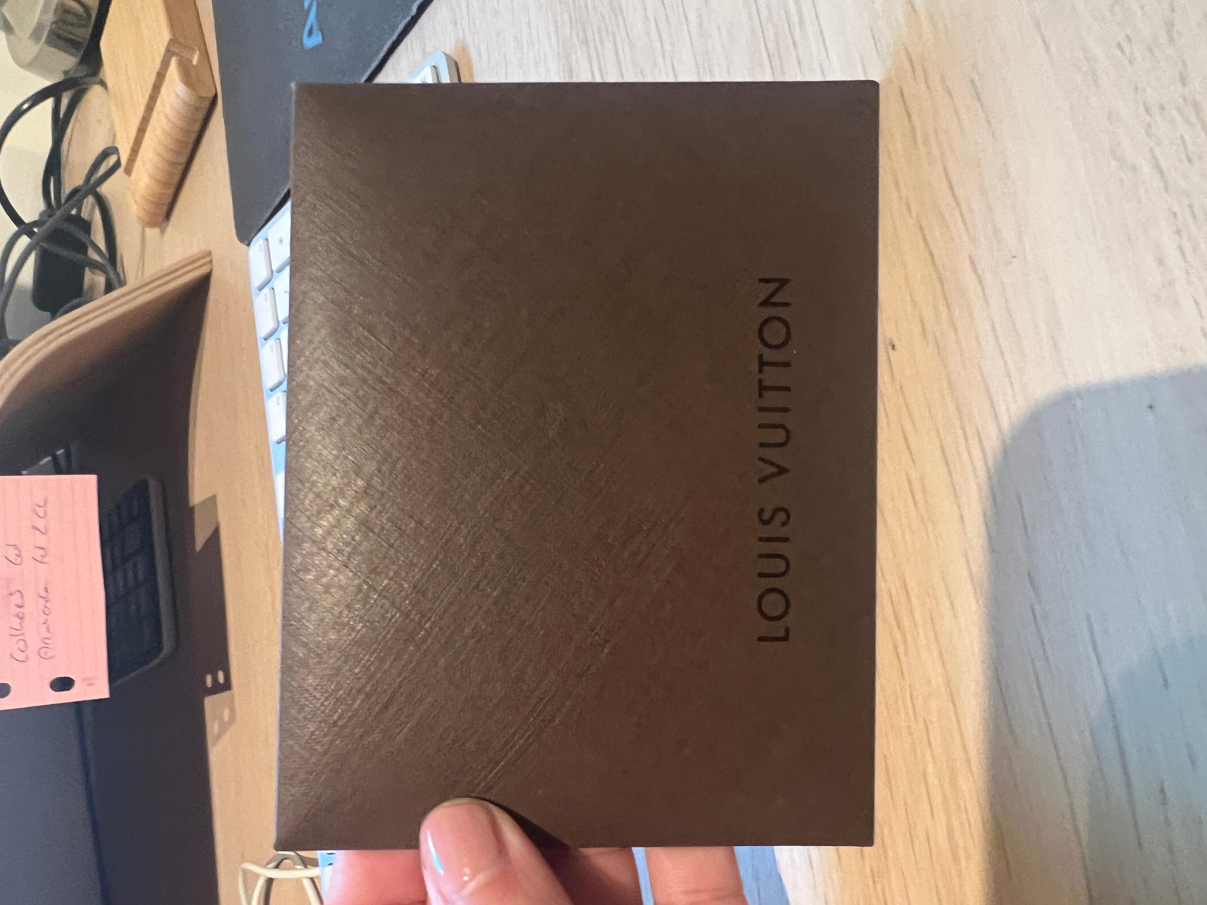 An 18k yellow gold ring by Louis Vuitton For Sale 11