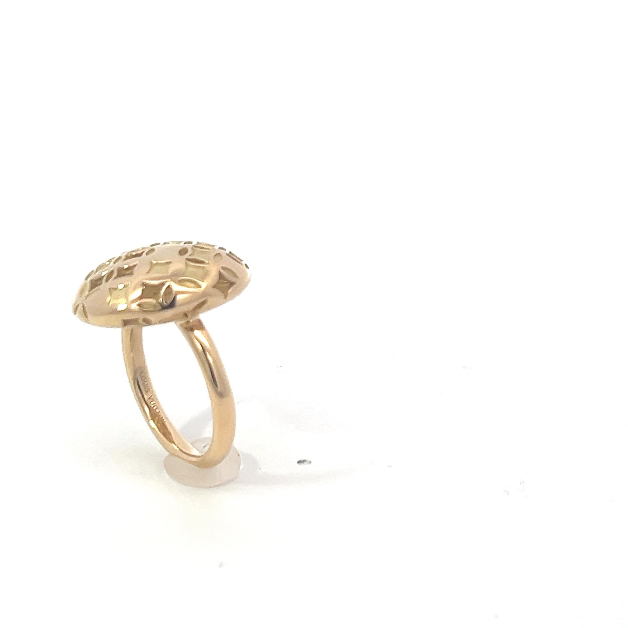 An 18k yellow gold ring by Louis Vuitton In Good Condition For Sale In KERKRADE, NL