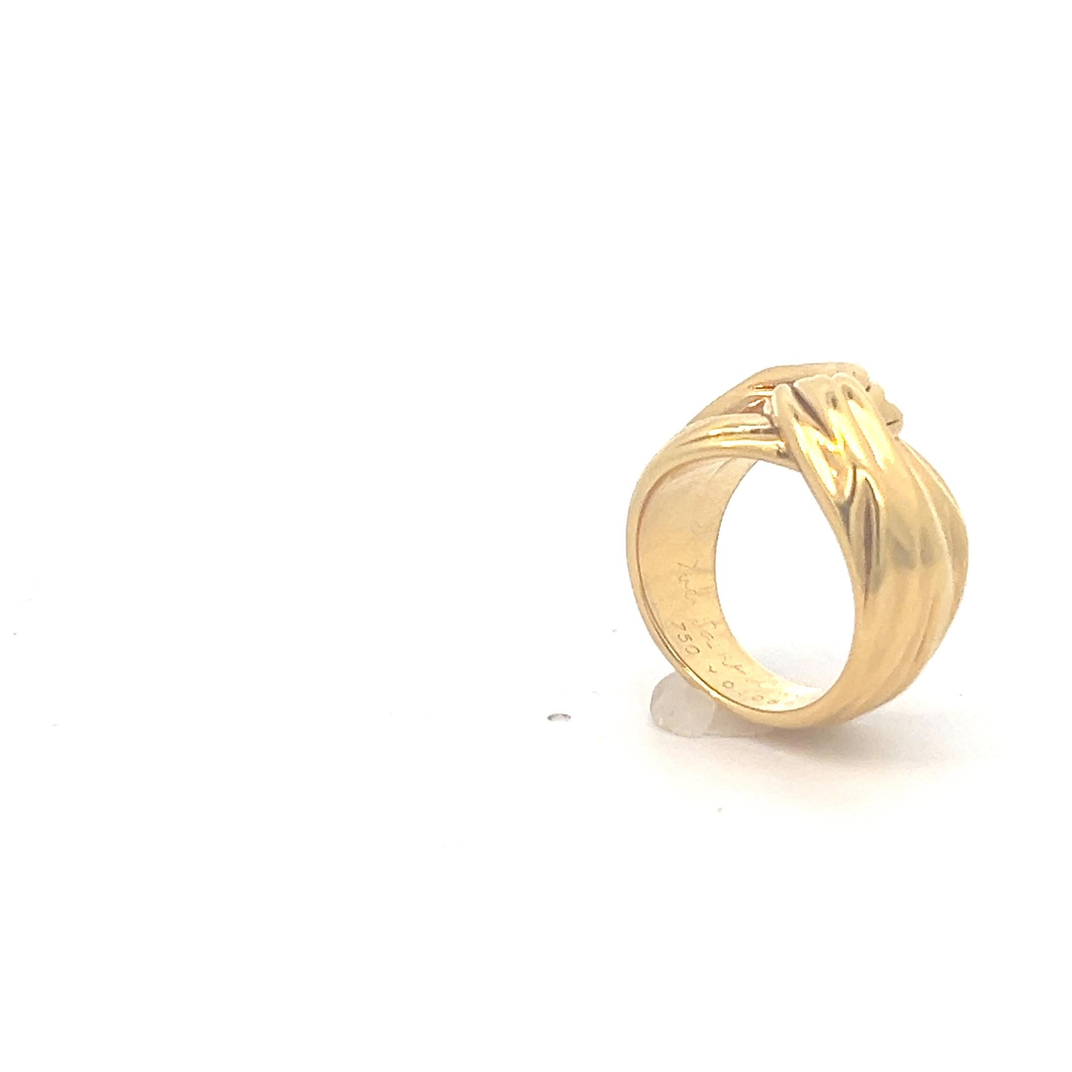 An 18k yellow gold ring by Yves Saint Laurent. 1