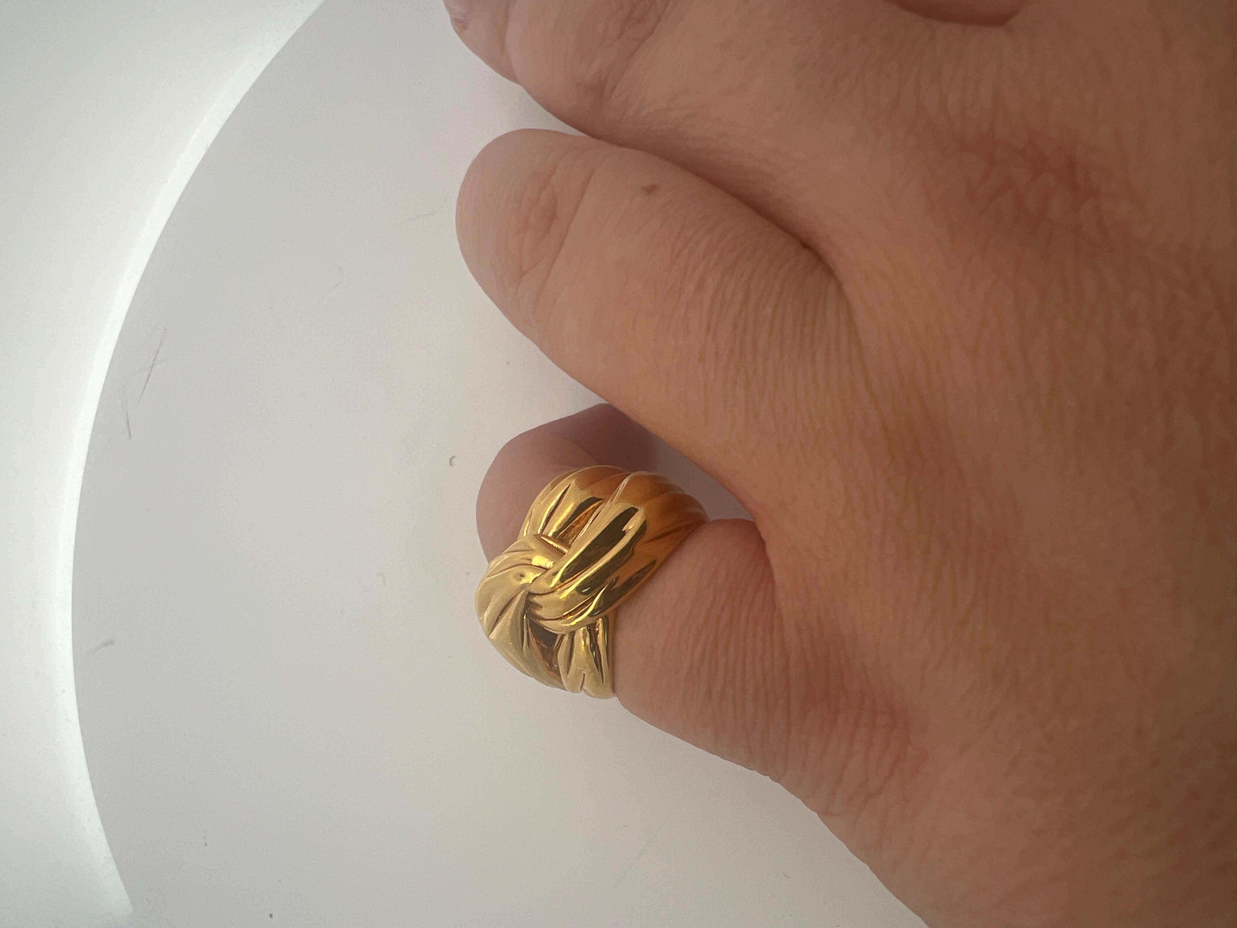 An 18k yellow gold ring by Yves Saint Laurent. 3