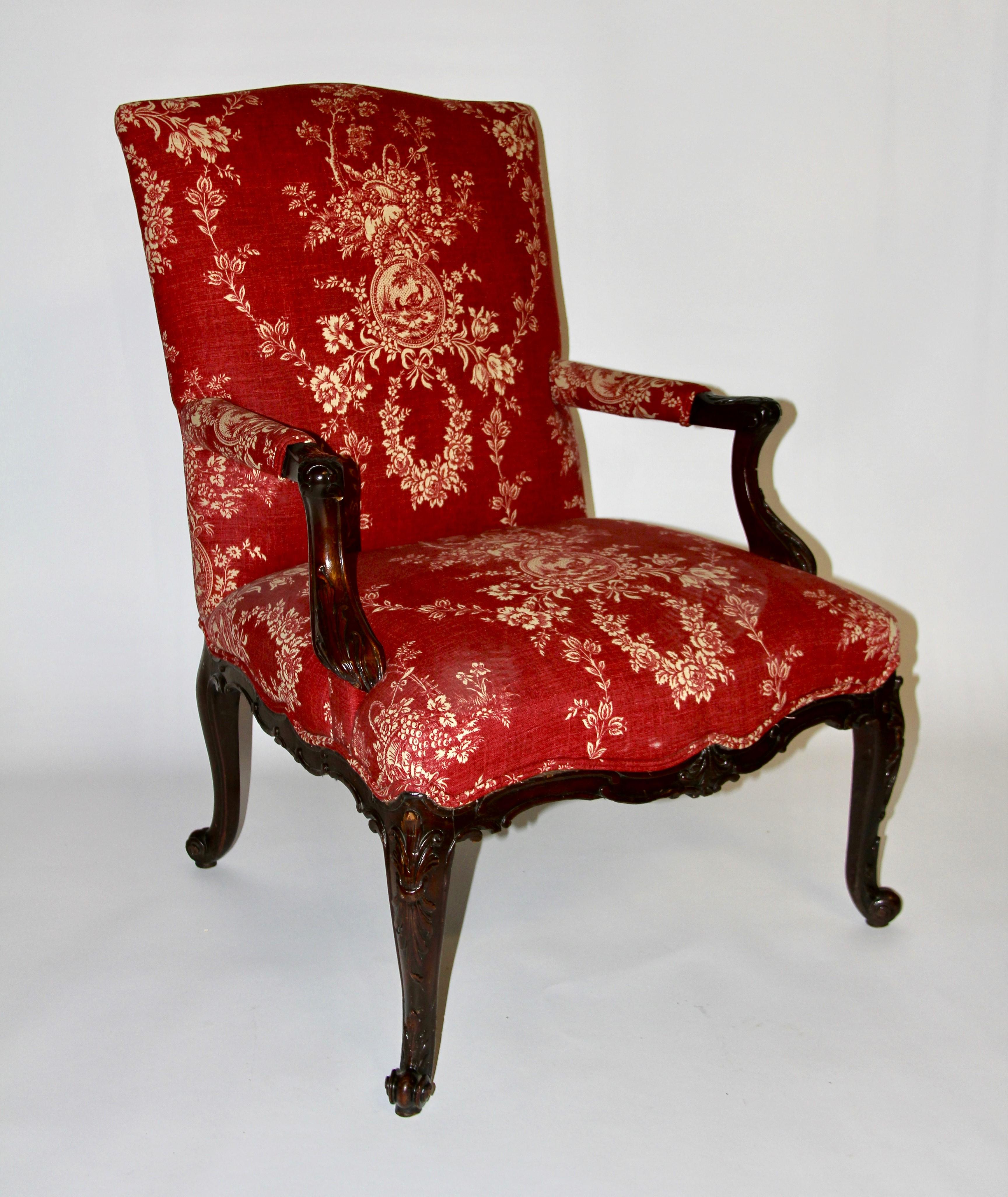 An 18th C. English George III Hand-Carved Mahogany Armchair with Red Upholstery In Good Condition For Sale In New York, NY