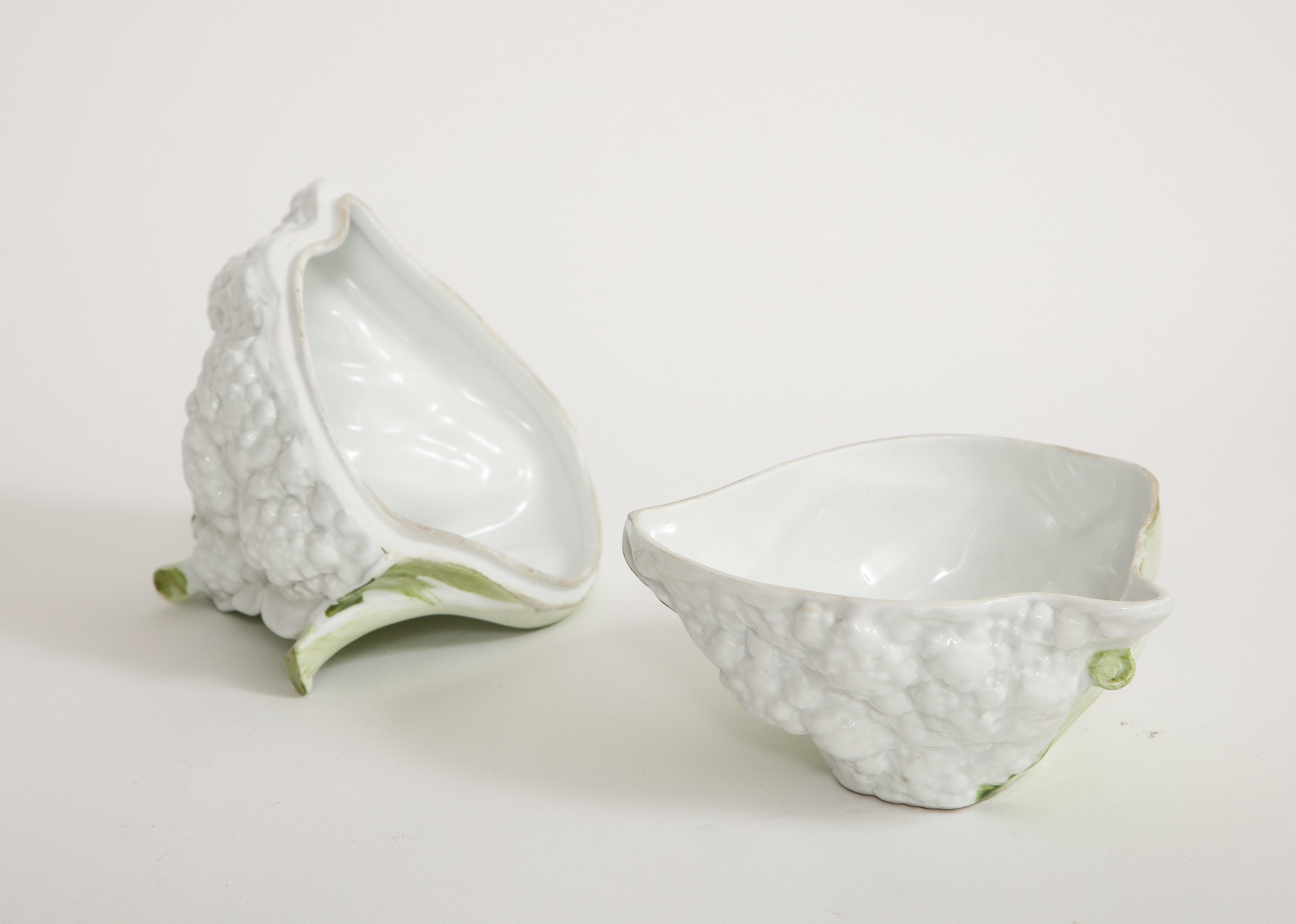 18th C. English Porcelain Trompe L'oeil Covered Cauliflower Form Box For Sale 2