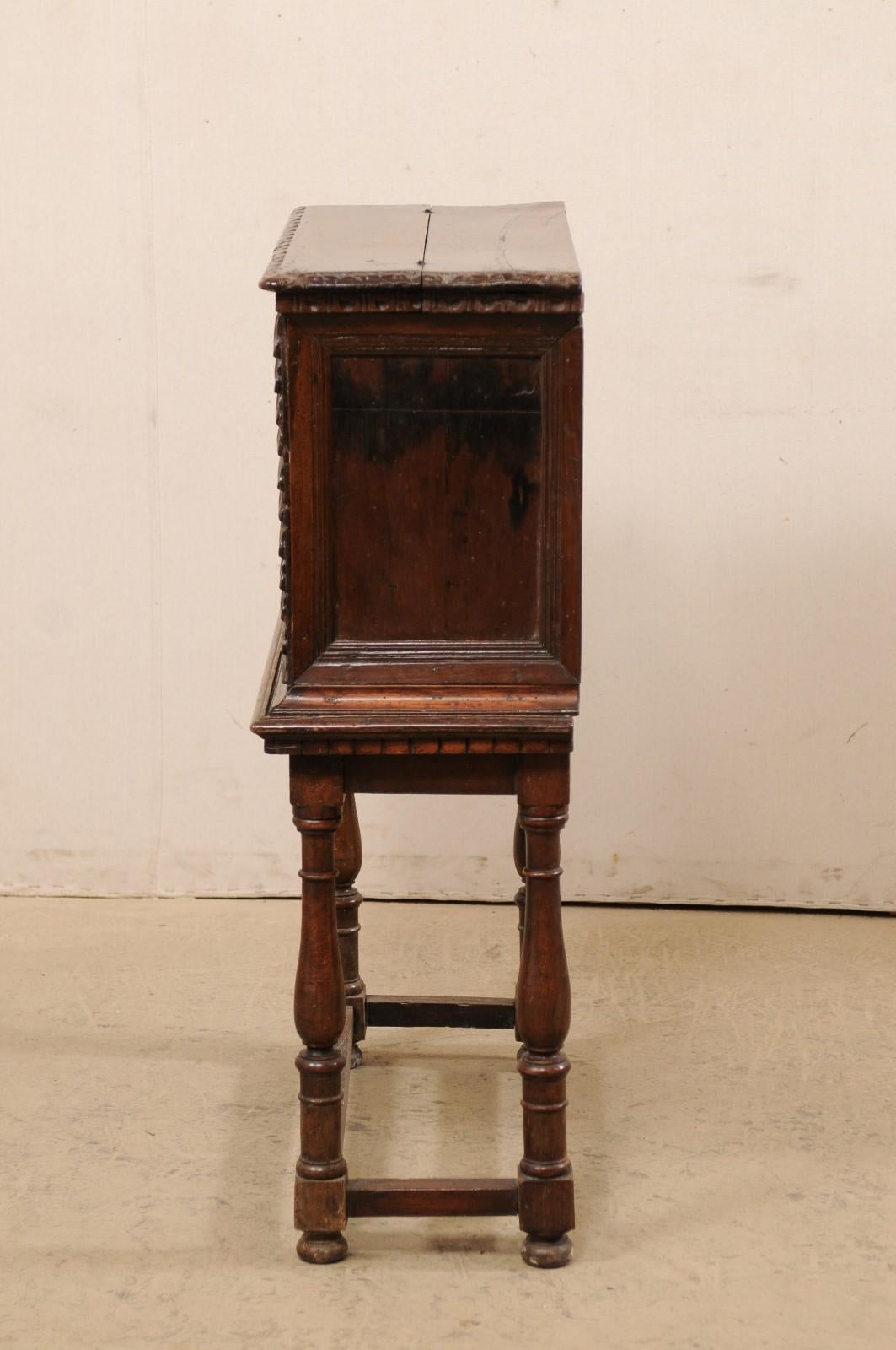 18th C. Italian Butler's Desk Nicely Raised on Turned Leg Base For Sale 3