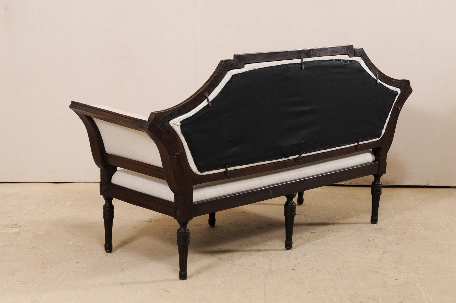 Italienisches venezianisches Sofa aus dem 18. Jahrhundert mit abnehmbarer Rückenlehne, umwandelt in eine Bank im Angebot 5