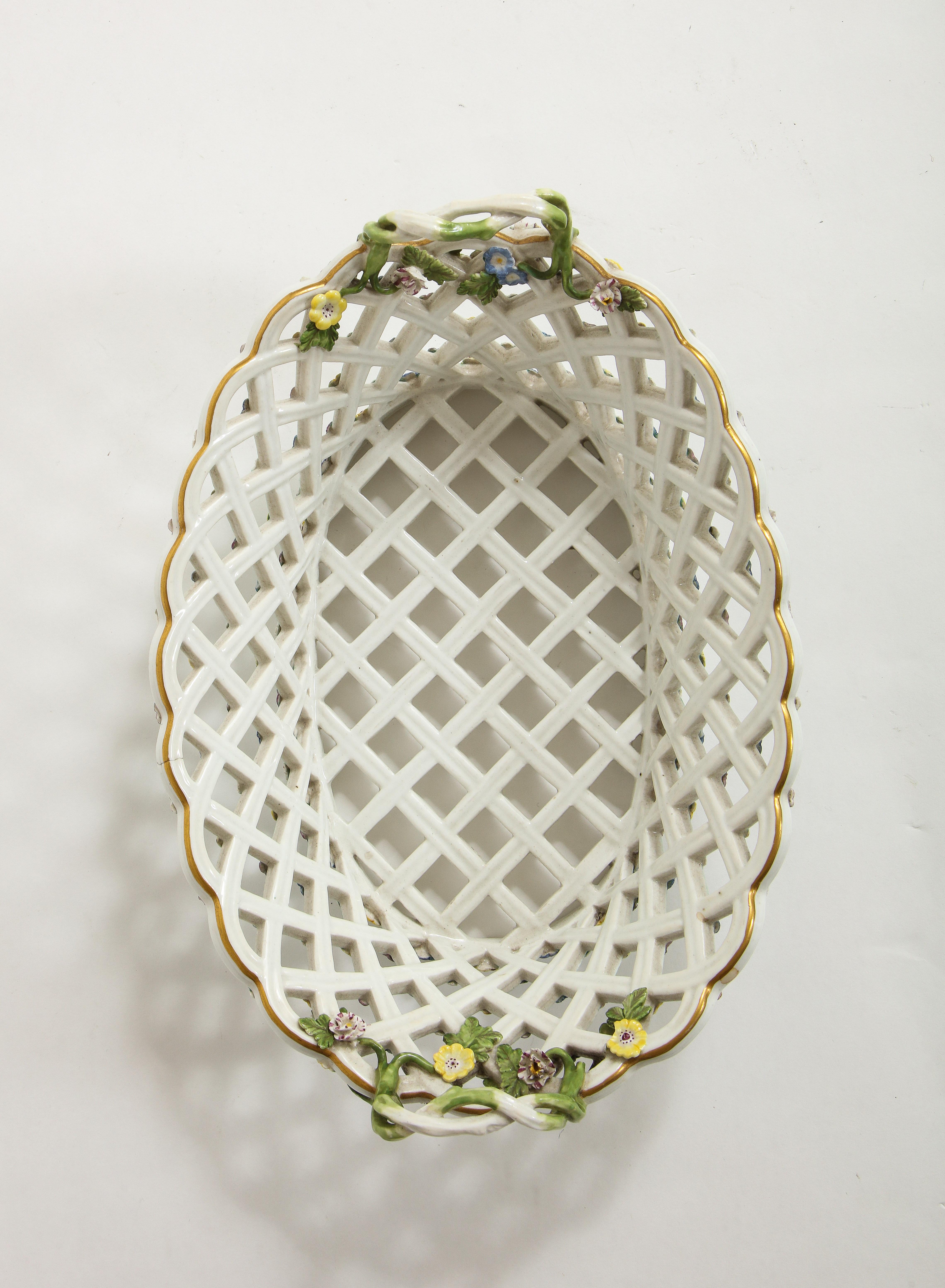 18th C. Meissen Porcelain Lattice Filigree Reticulated Basket w/ Vine Handles For Sale 1