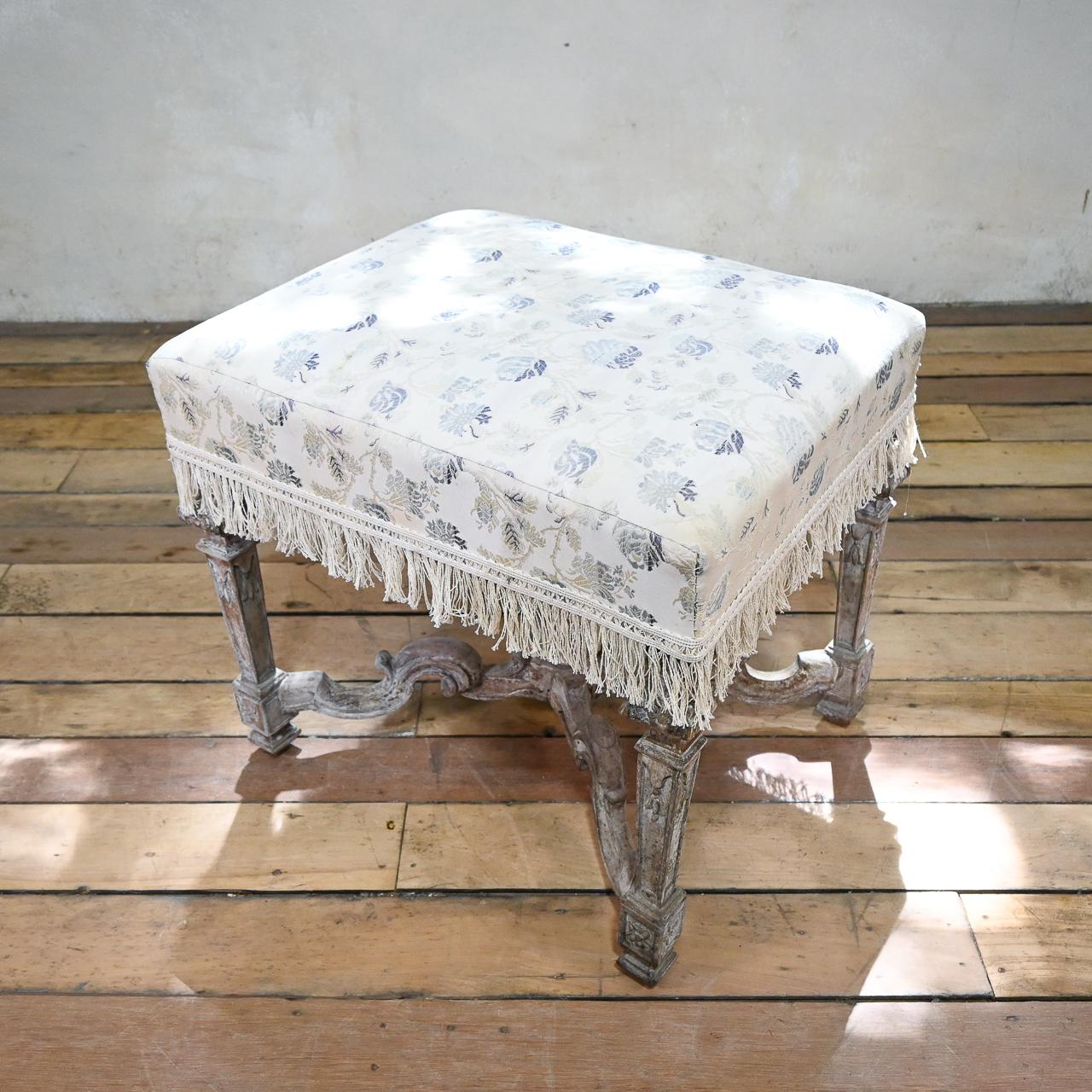 Beech 18th Century and Later French Louis XIV Dressing Stool For Sale
