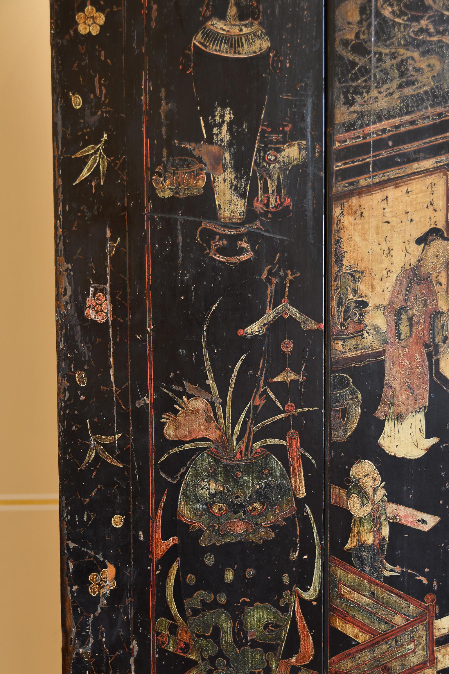 18th Century Black Lacquer Chinese Cabinet 1