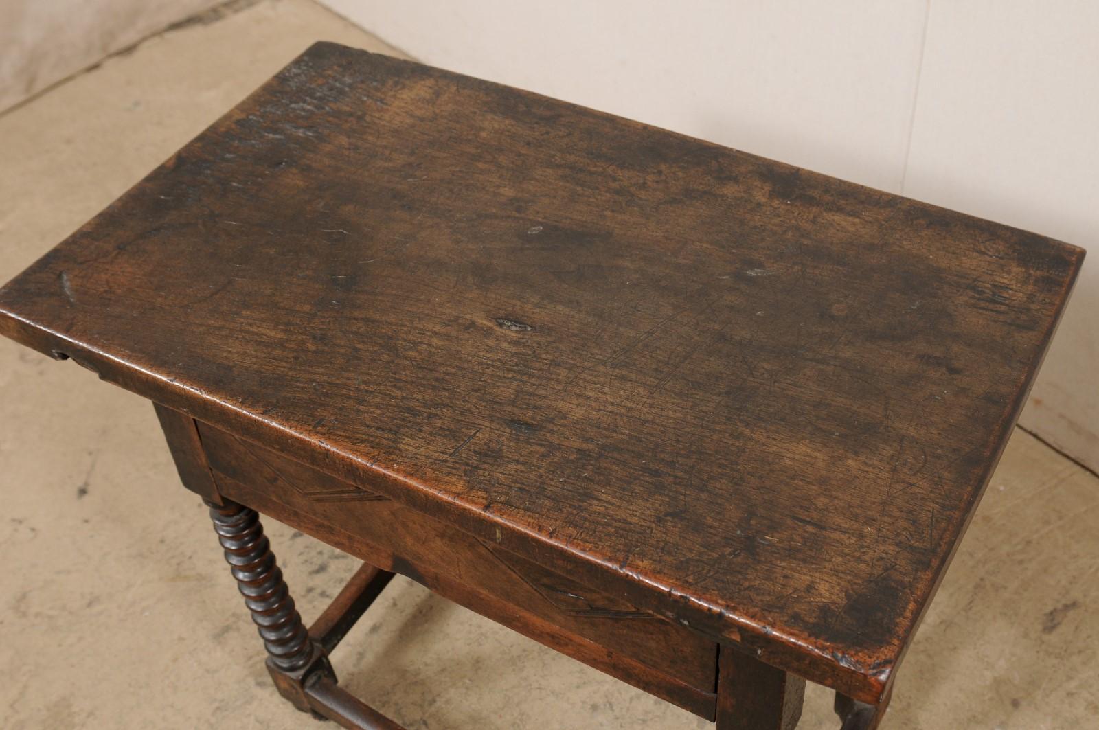 18th Century Carved-Walnut Occasional Table with Single Drawer from Italy In Good Condition In Atlanta, GA