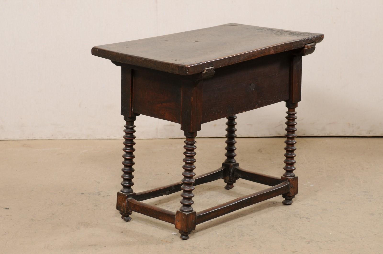 18th Century Carved-Walnut Occasional Table with Single Drawer from Italy 2