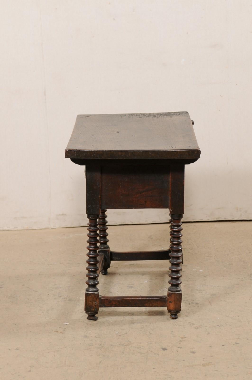 18th Century Carved-Walnut Occasional Table with Single Drawer from Italy 3