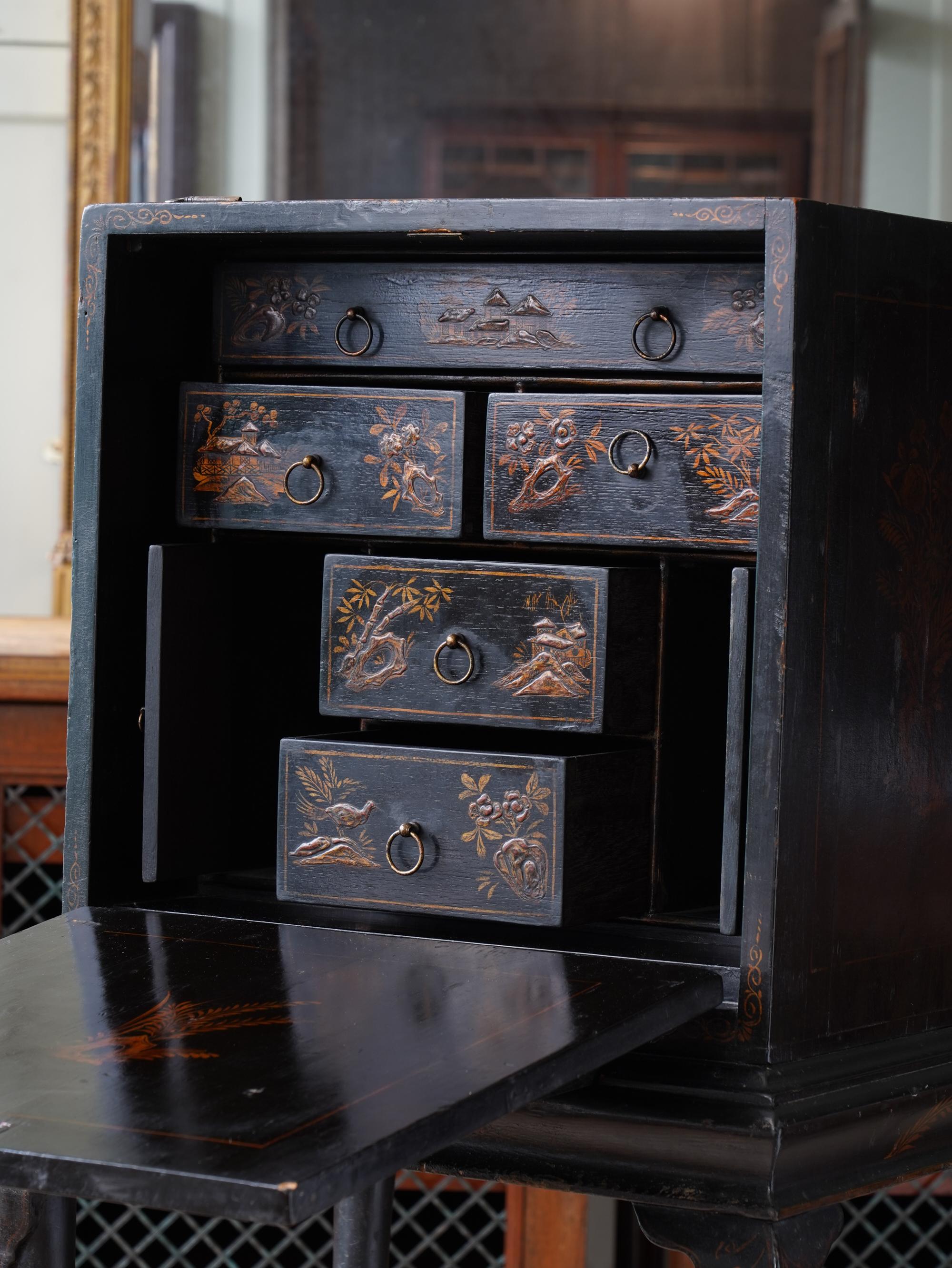 English 18th Century Chinoiserie Cabinet on Stand