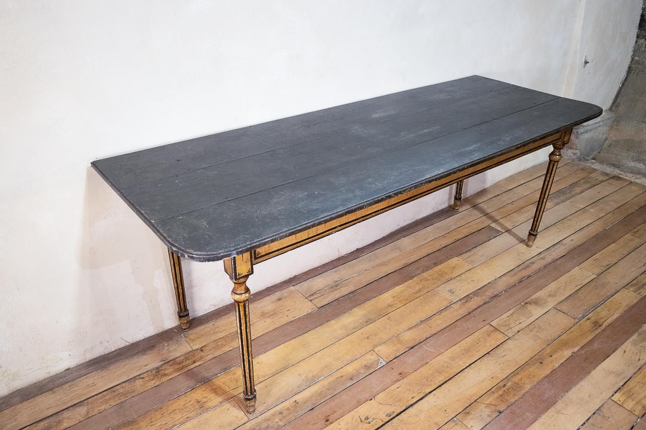 18th Century Faux Quilted Maple Painted Swedish Table For Sale 3
