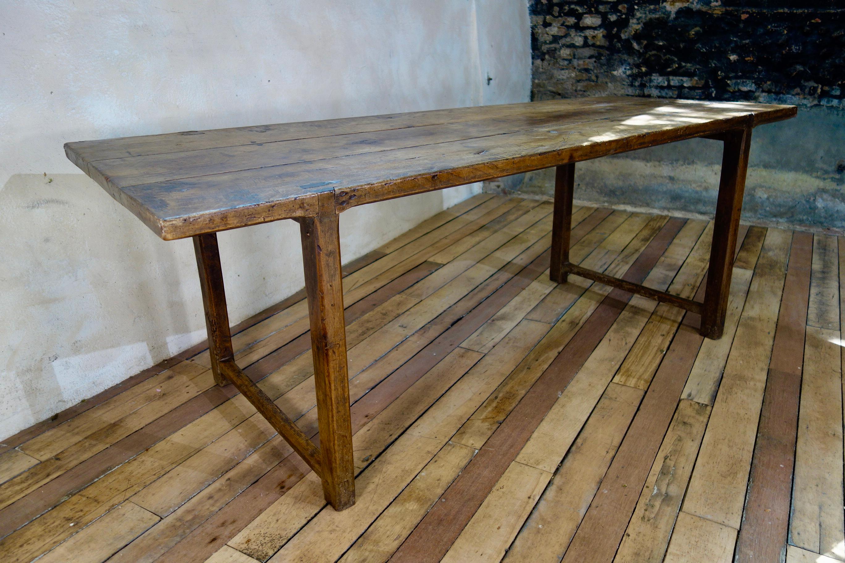 An 18th Century French Primitive Cherrywood Farmhouse Table - Vernacular 5