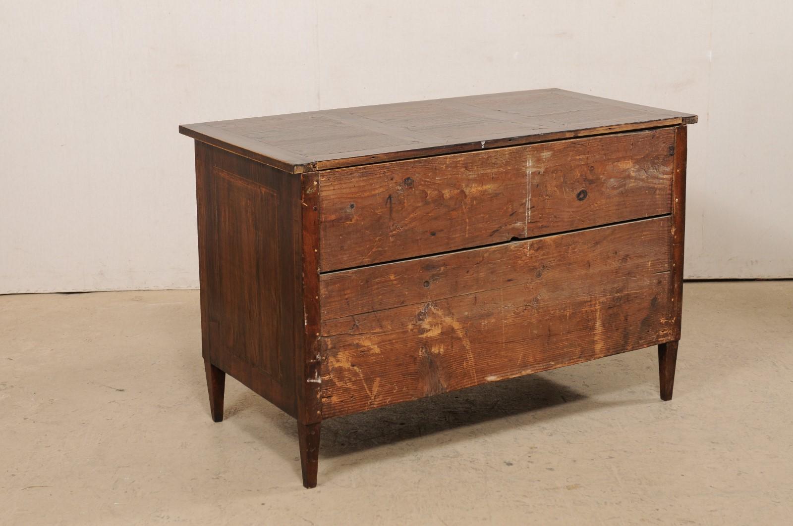18th Century French Three-Drawer Commode w/ Beautiful Veneers & Inlay For Sale 6