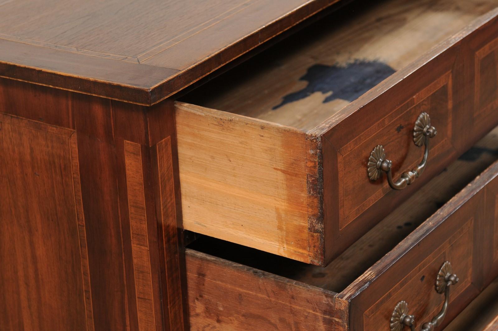 18th Century French Three-Drawer Commode w/ Beautiful Veneers & Inlay For Sale 2