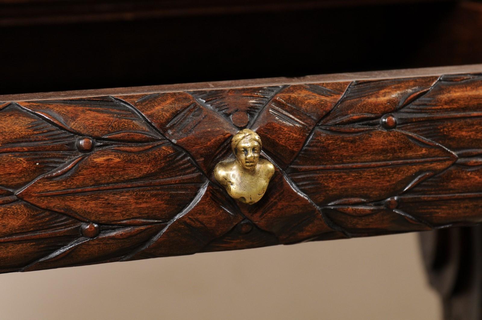 18th Century Italian Beautifully-Carved Walnut Wood Console Table For Sale 1