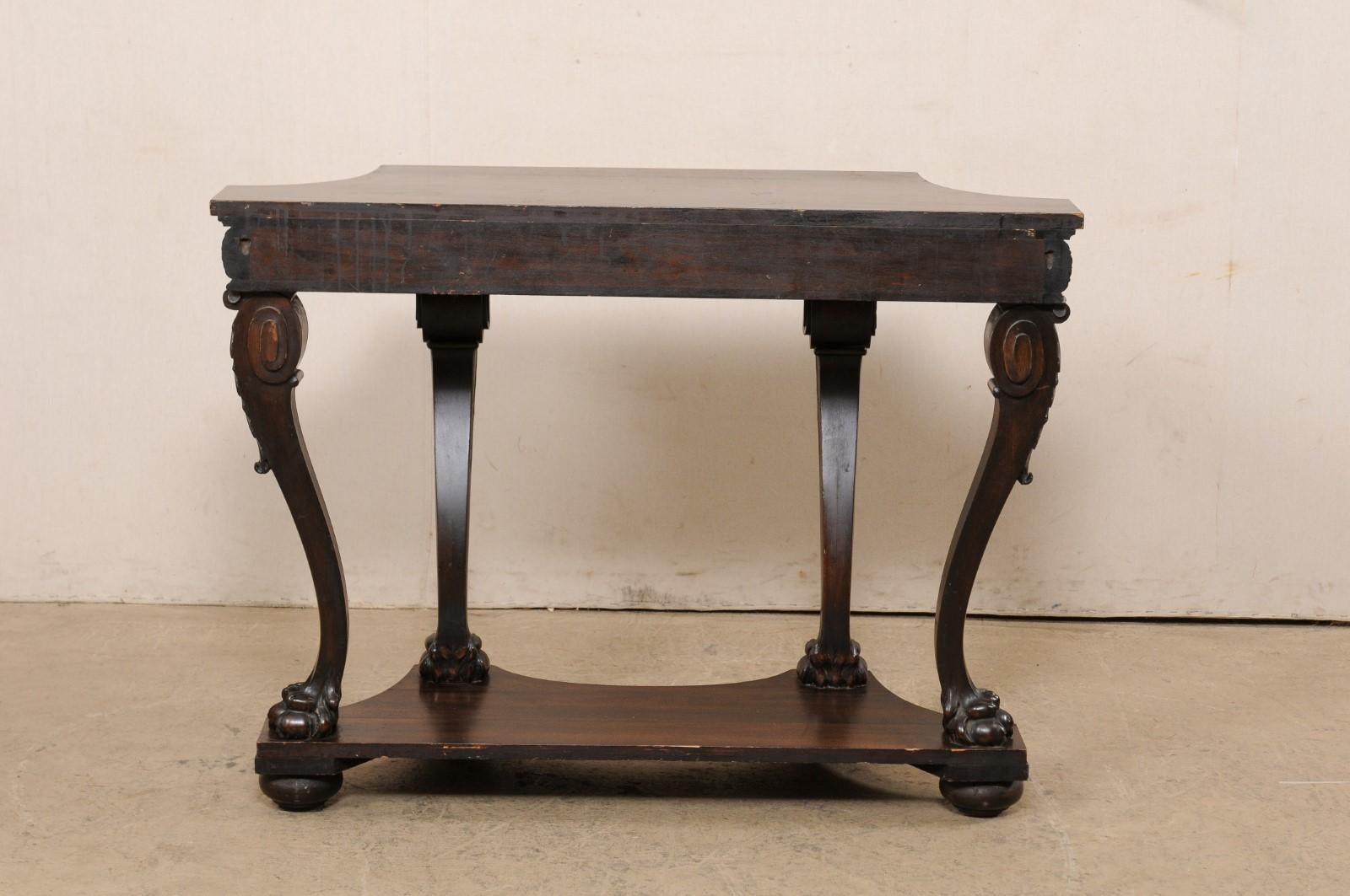 18th Century Italian Beautifully-Carved Walnut Wood Console Table For Sale 4
