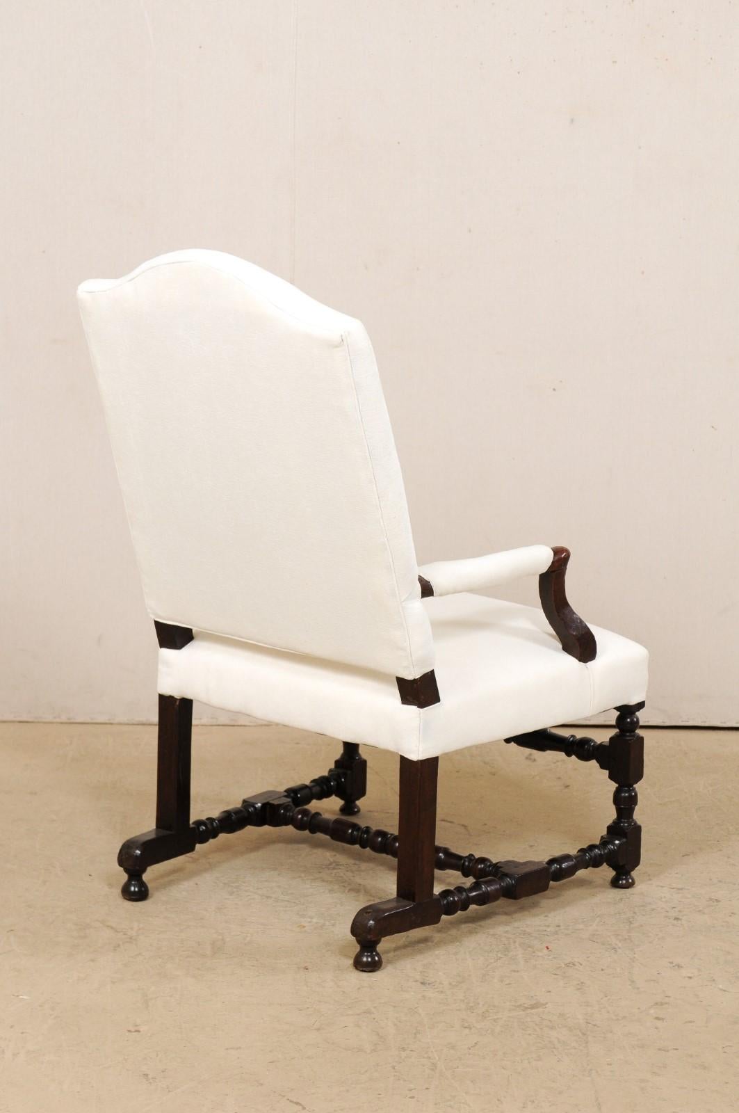 18th Century Italian Carved-Wood Camel-Back Armchair with New Upholstery For Sale 3