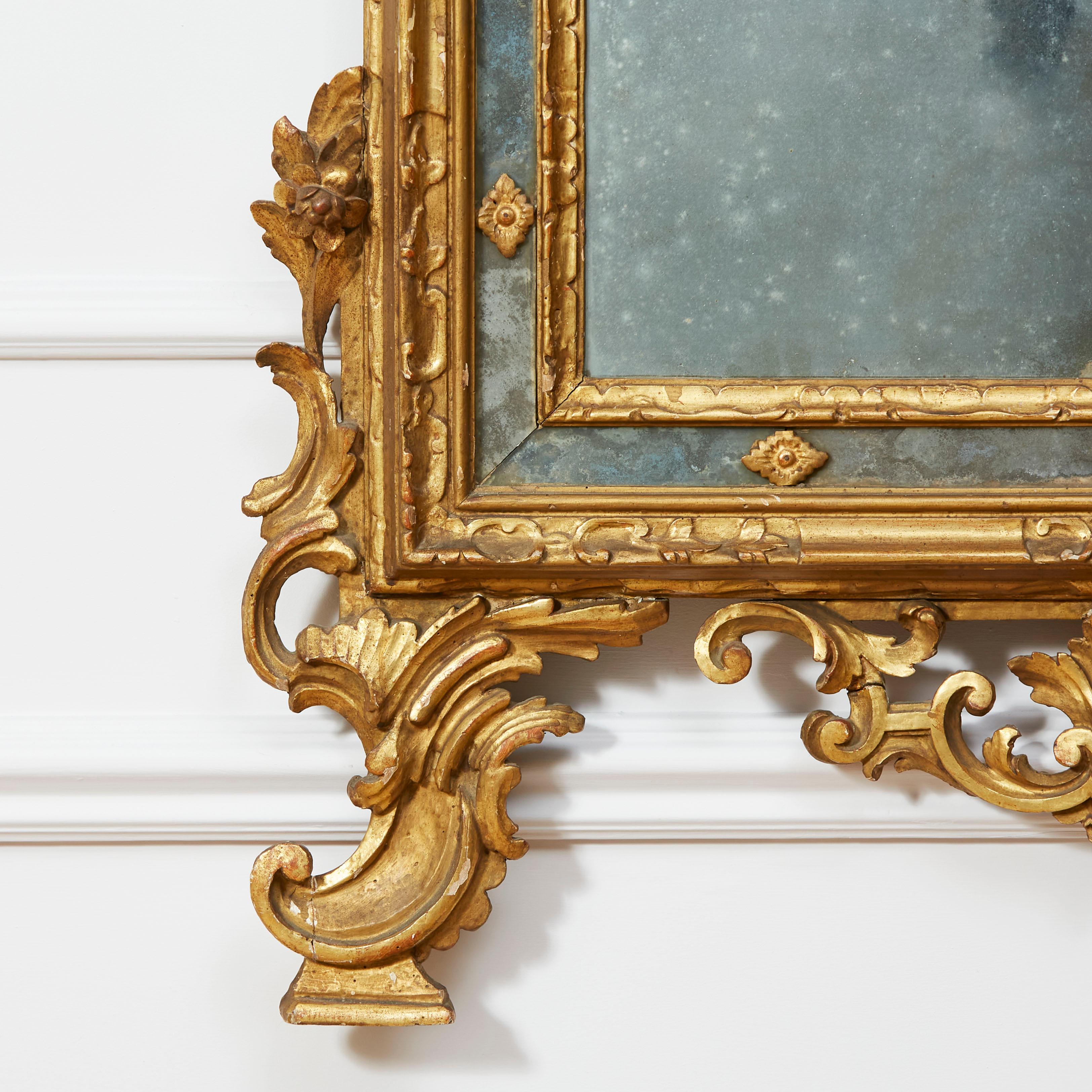 18th Century Italian Mirror In Good Condition For Sale In London, GB