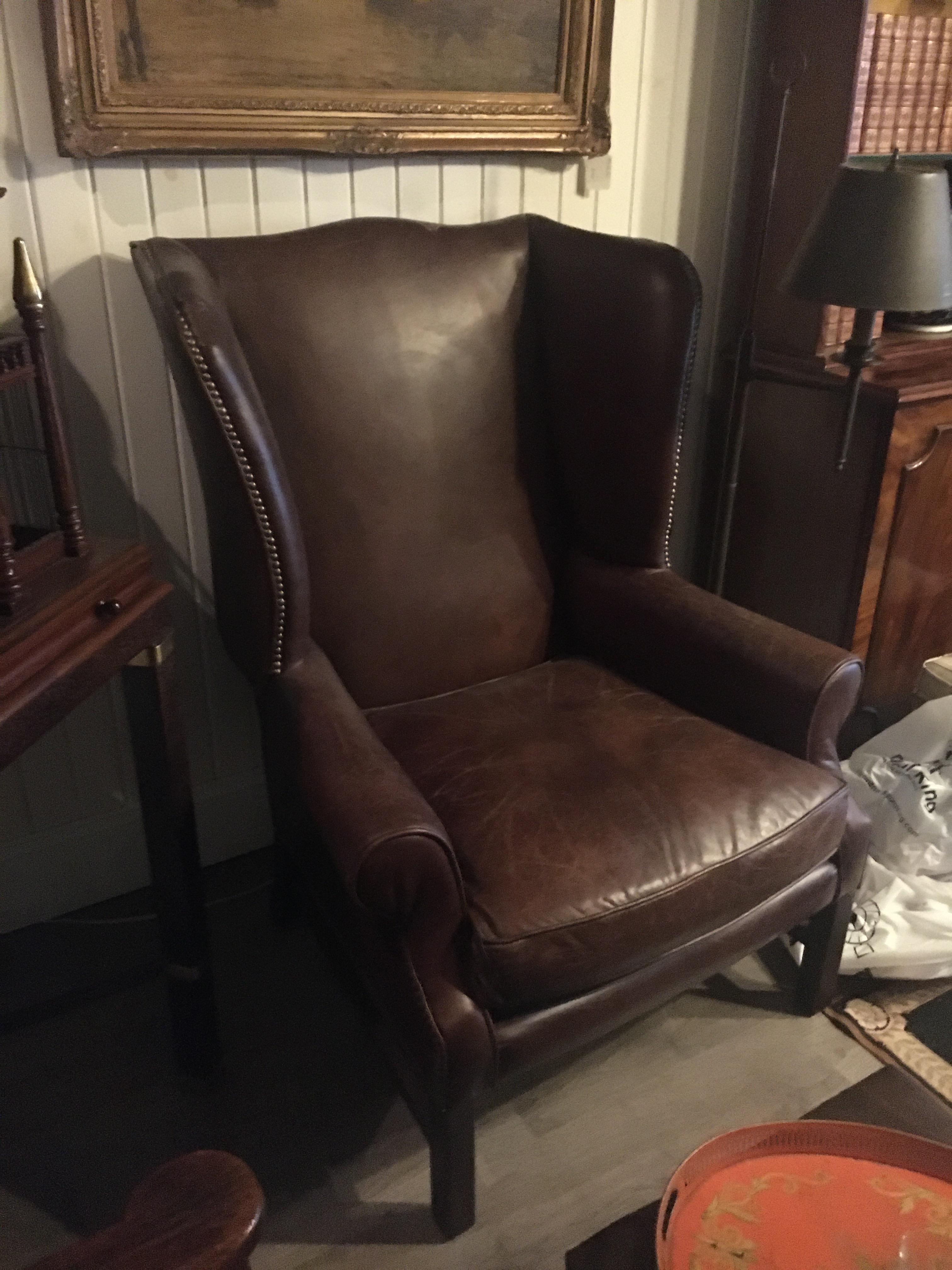 Chêne Chaise en agneau du 18ème siècle, superbe couleur et patine, belle pièce d'appoint en vente