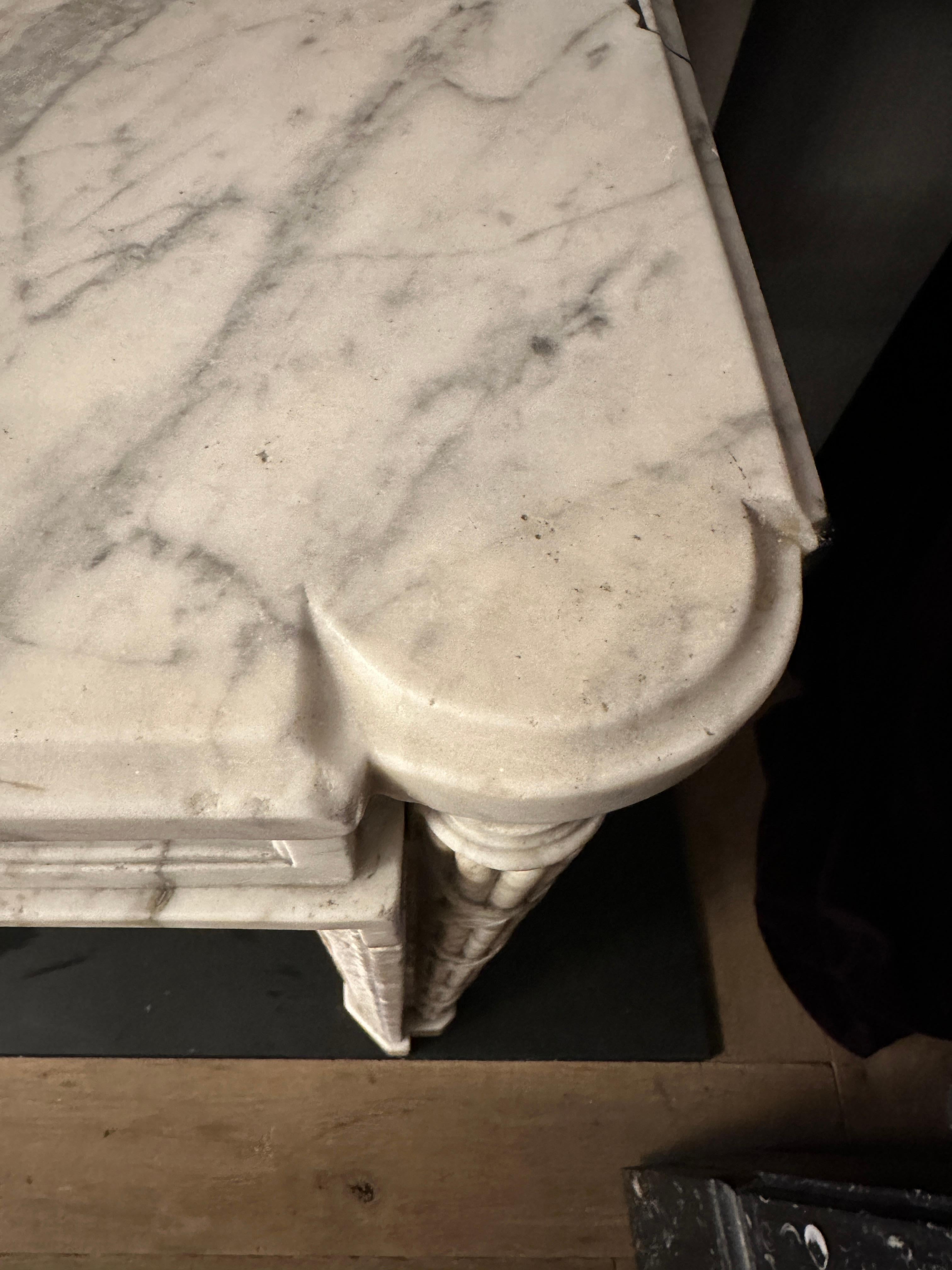 An 18th Century Louis XVI  Calacatta Marble Fireplace Mantel  For Sale 5