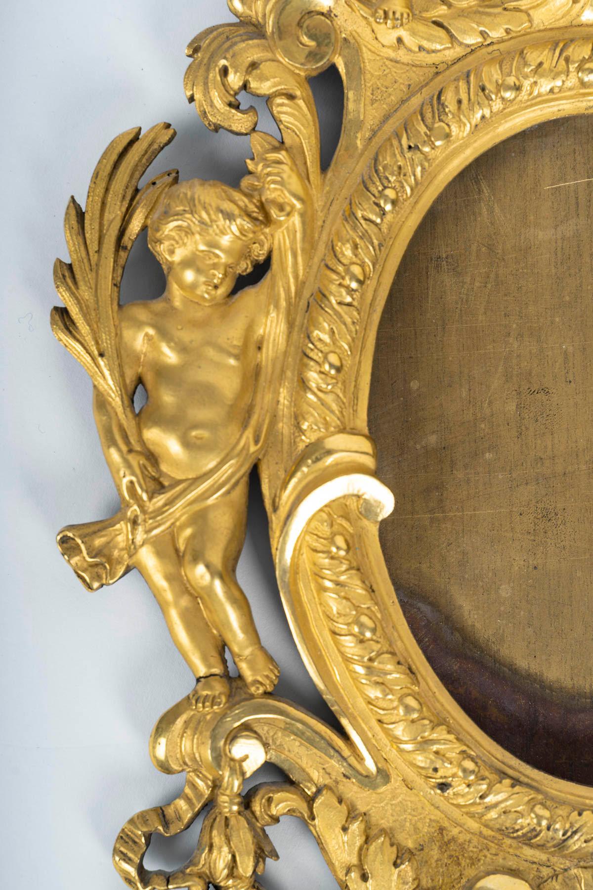 Estuche y marco de fotos de bronce dorado de mercurio del siglo XVIII. Luis XV en venta