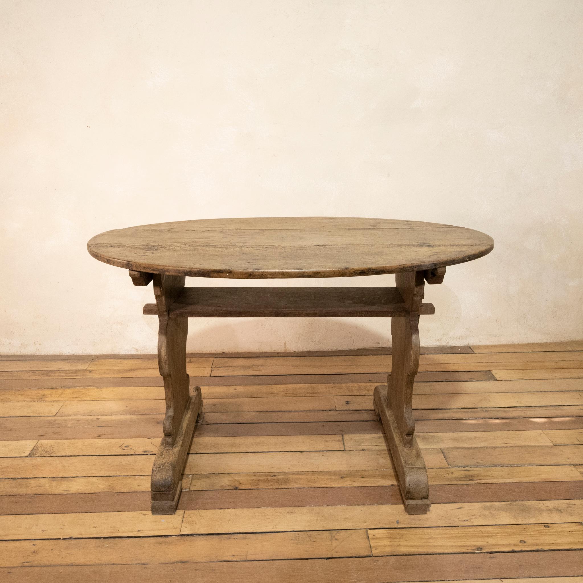 18th Century and Earlier 18th Century Oval Swedish Walnut Bockboard Table