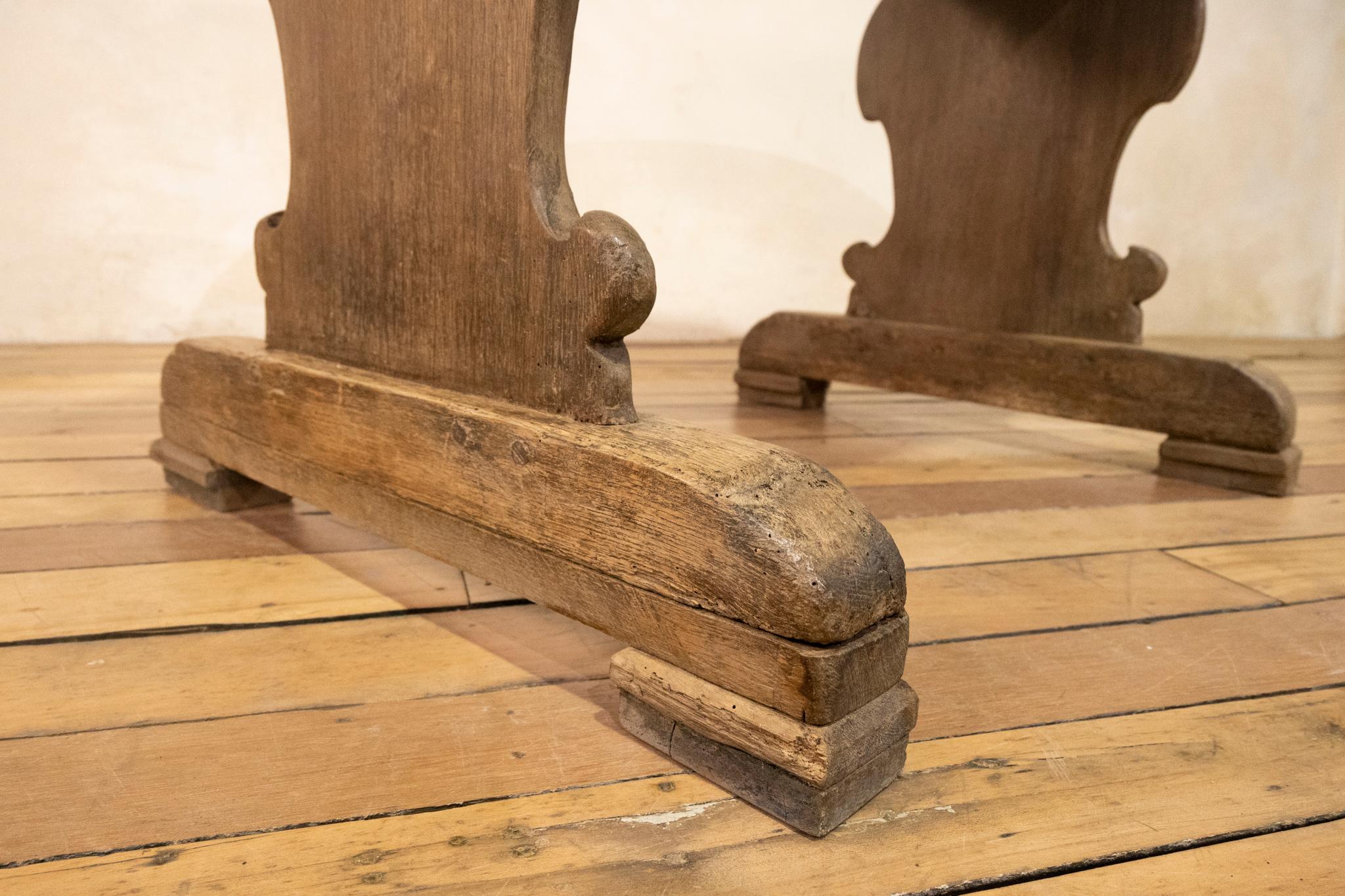 Oak 18th Century Oval Swedish Walnut Bockboard Table