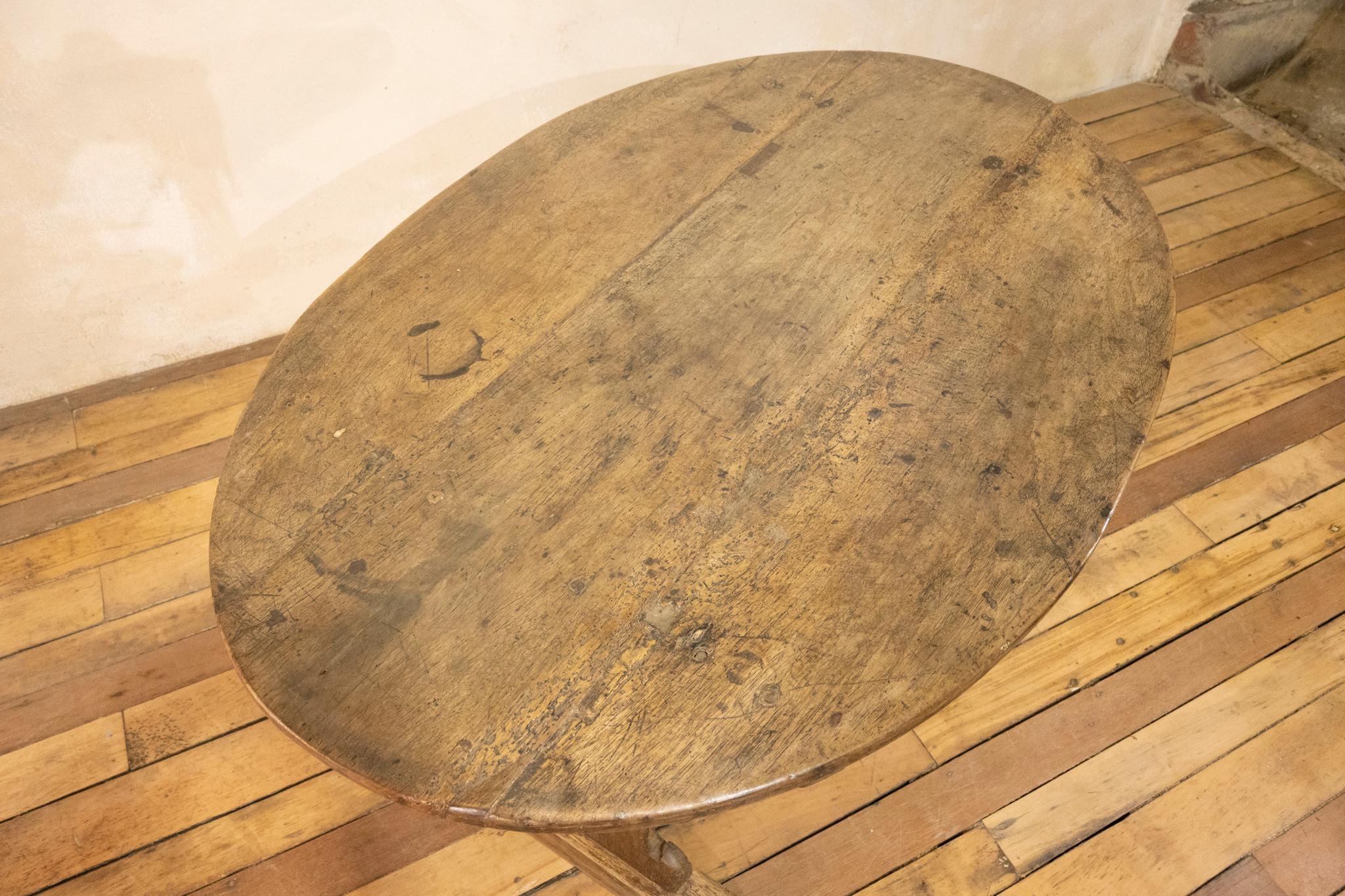18th Century Oval Swedish Walnut Bockboard Table 3