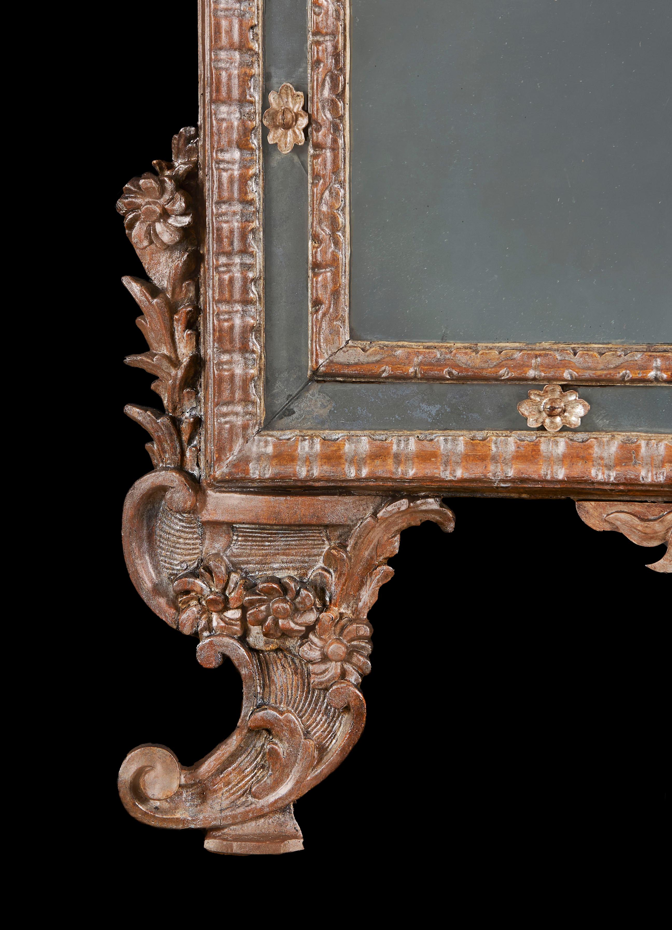 An 18th Century Rococo Silver Gilt Pier Mirror In Good Condition In London, GB