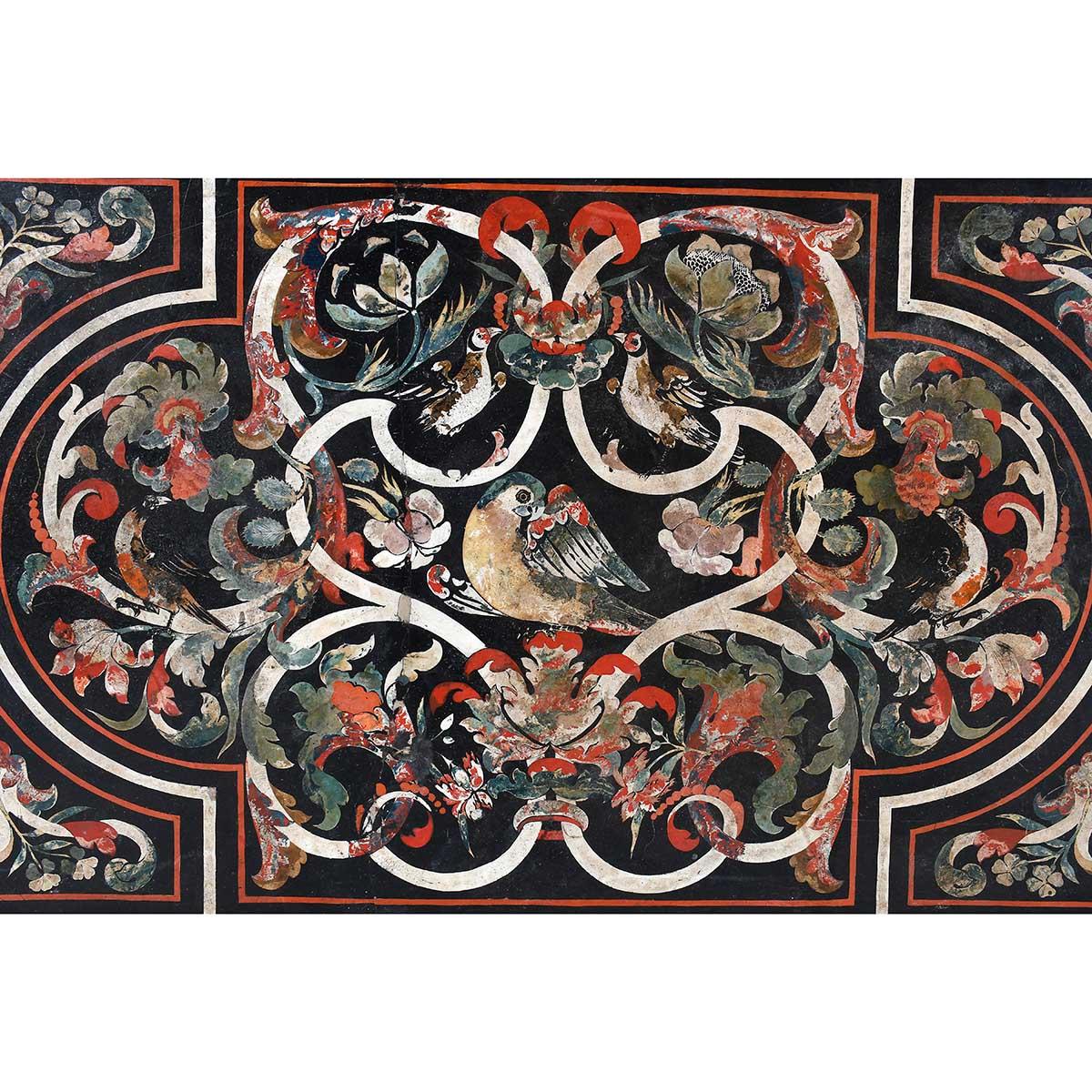 Una tapa de Scagliola del siglo XVIII sobre una base moderna en venta 1